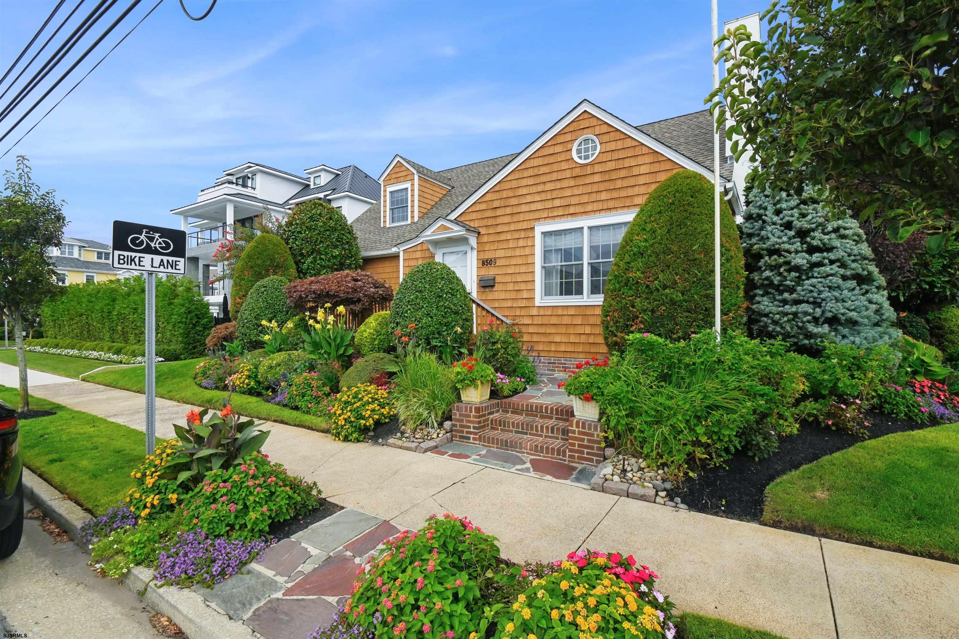 8509 Atlantic Avenue - Picture 3