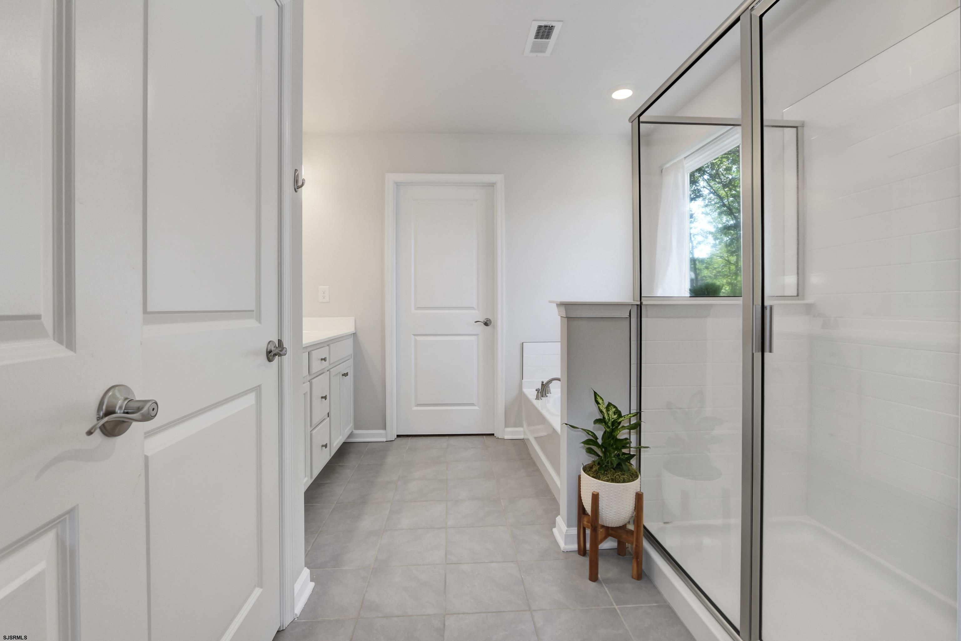201 Spyglass Court