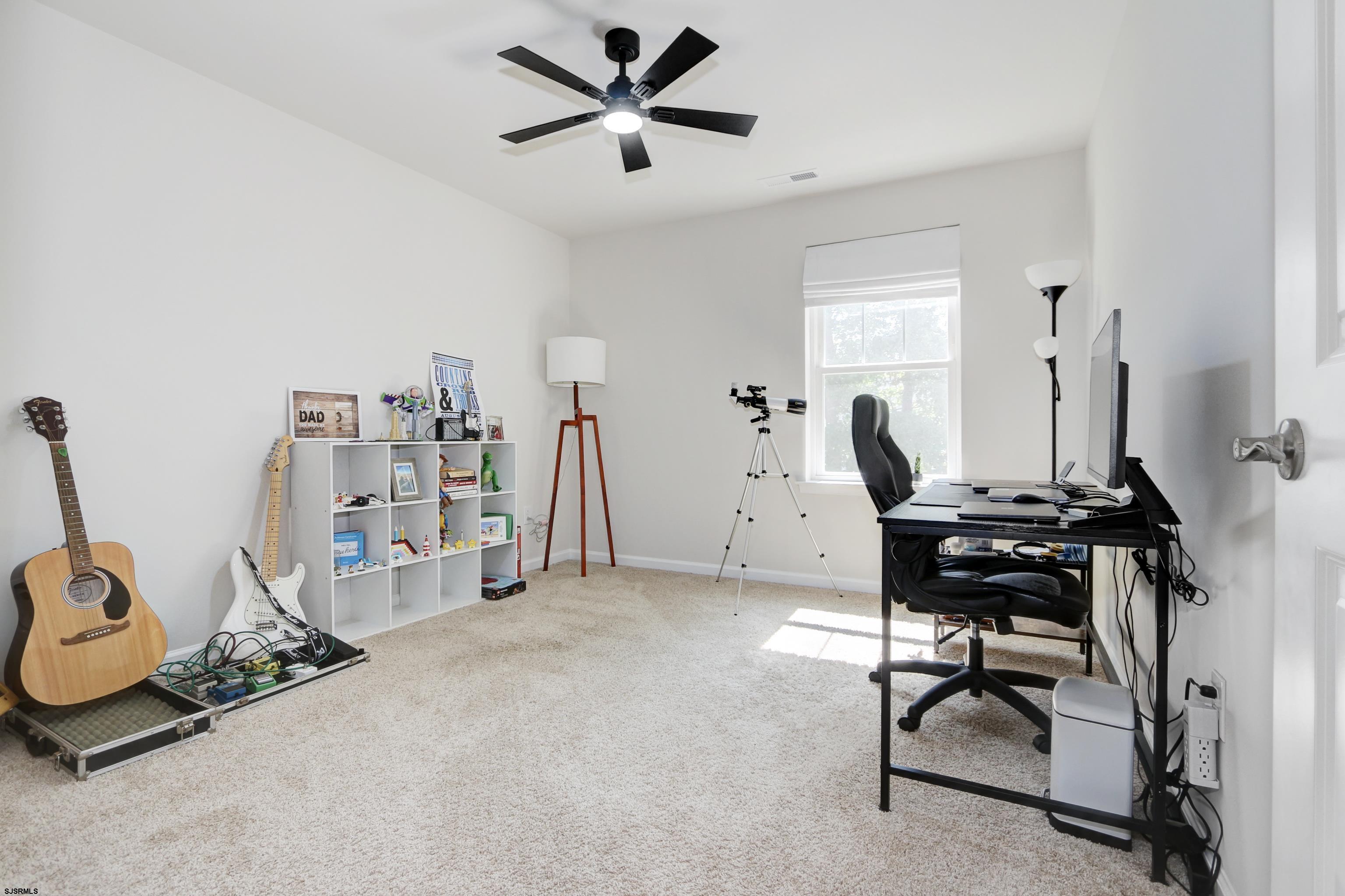 201 Spyglass Court