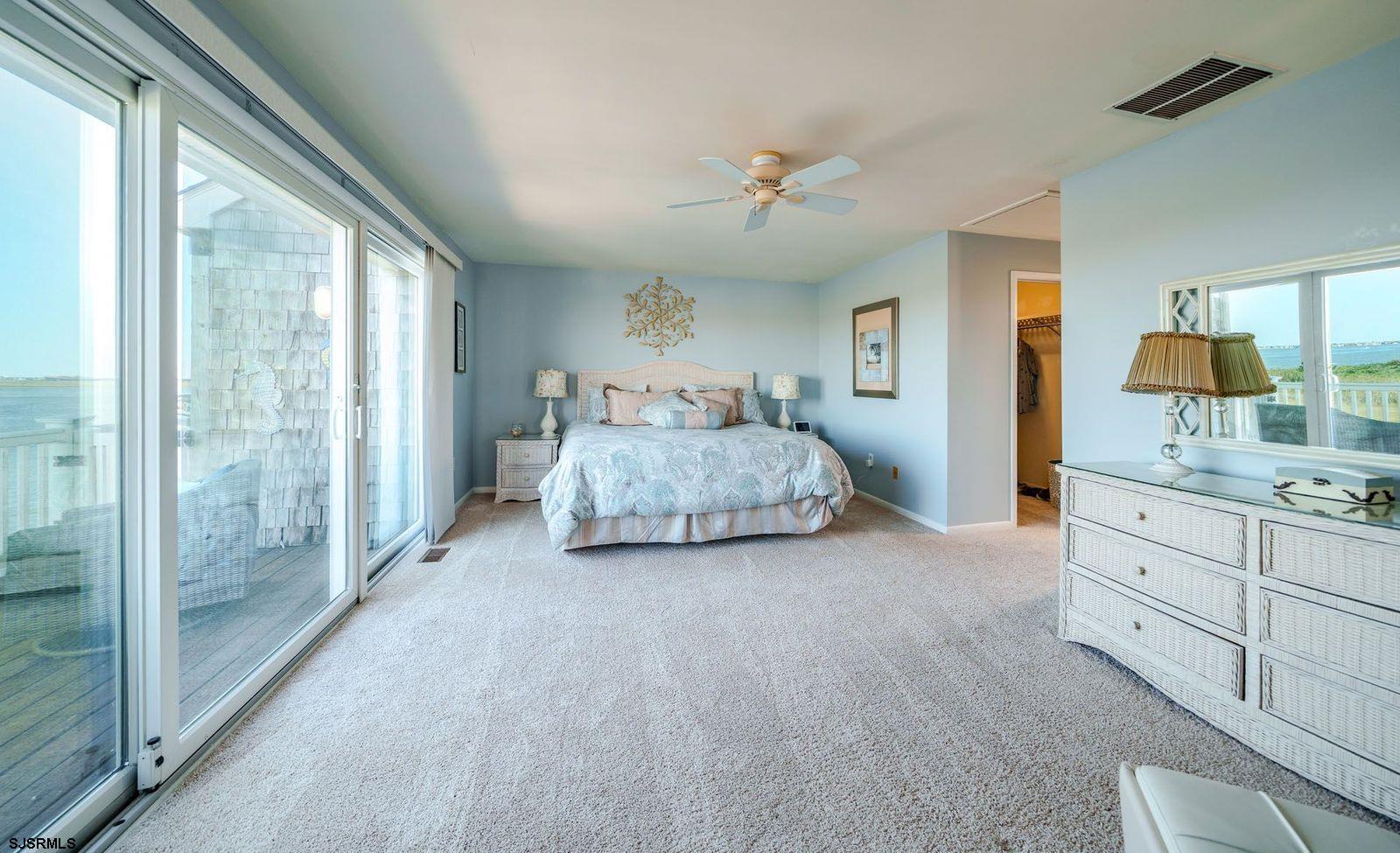 1016 Harbour Cove