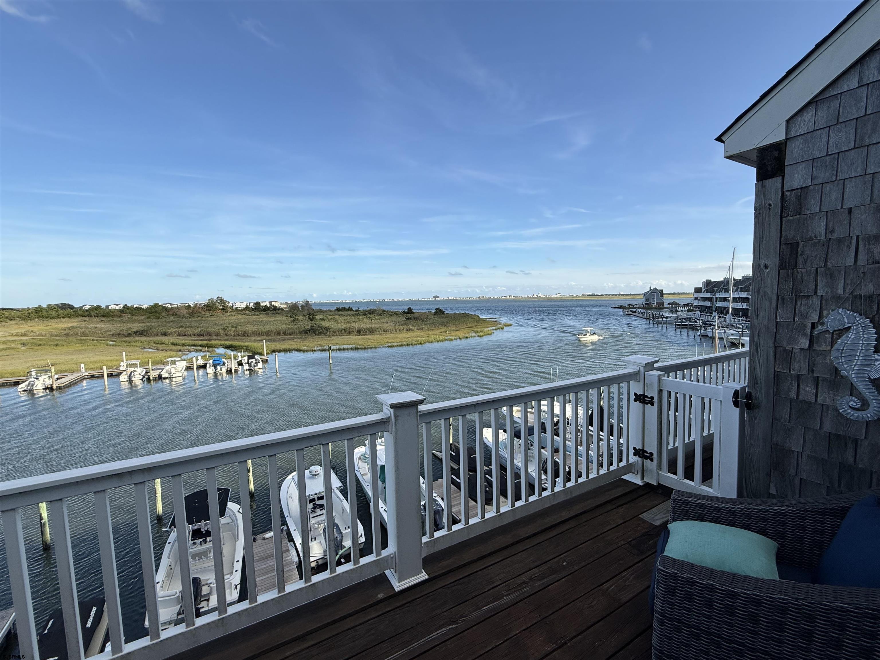 1016 Harbour Cove