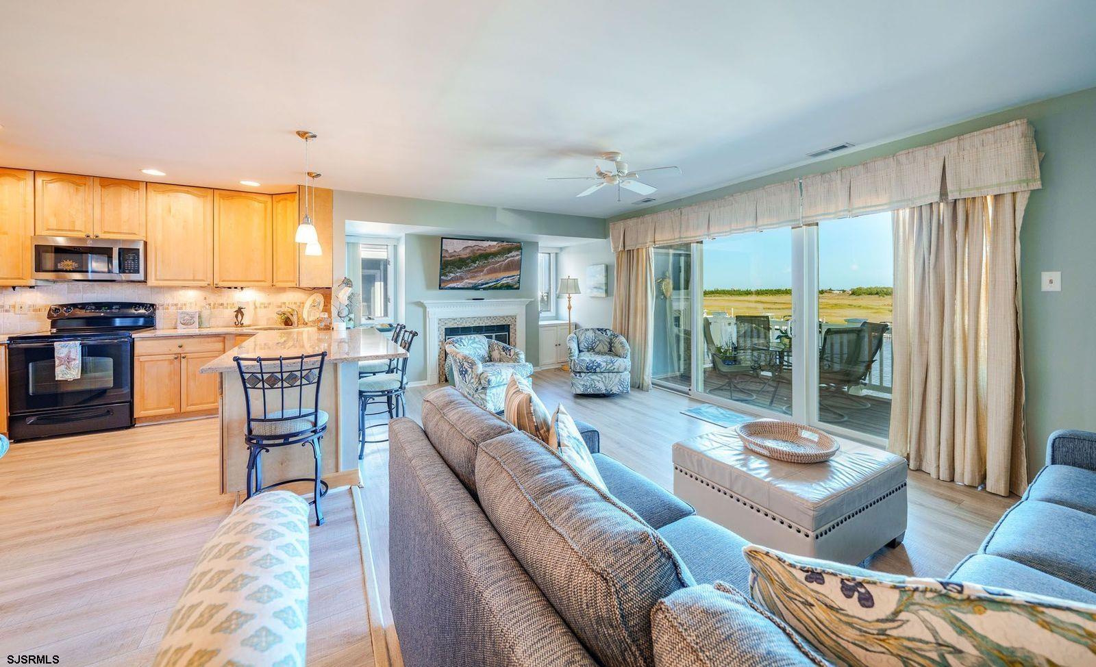 1016 Harbour Cove