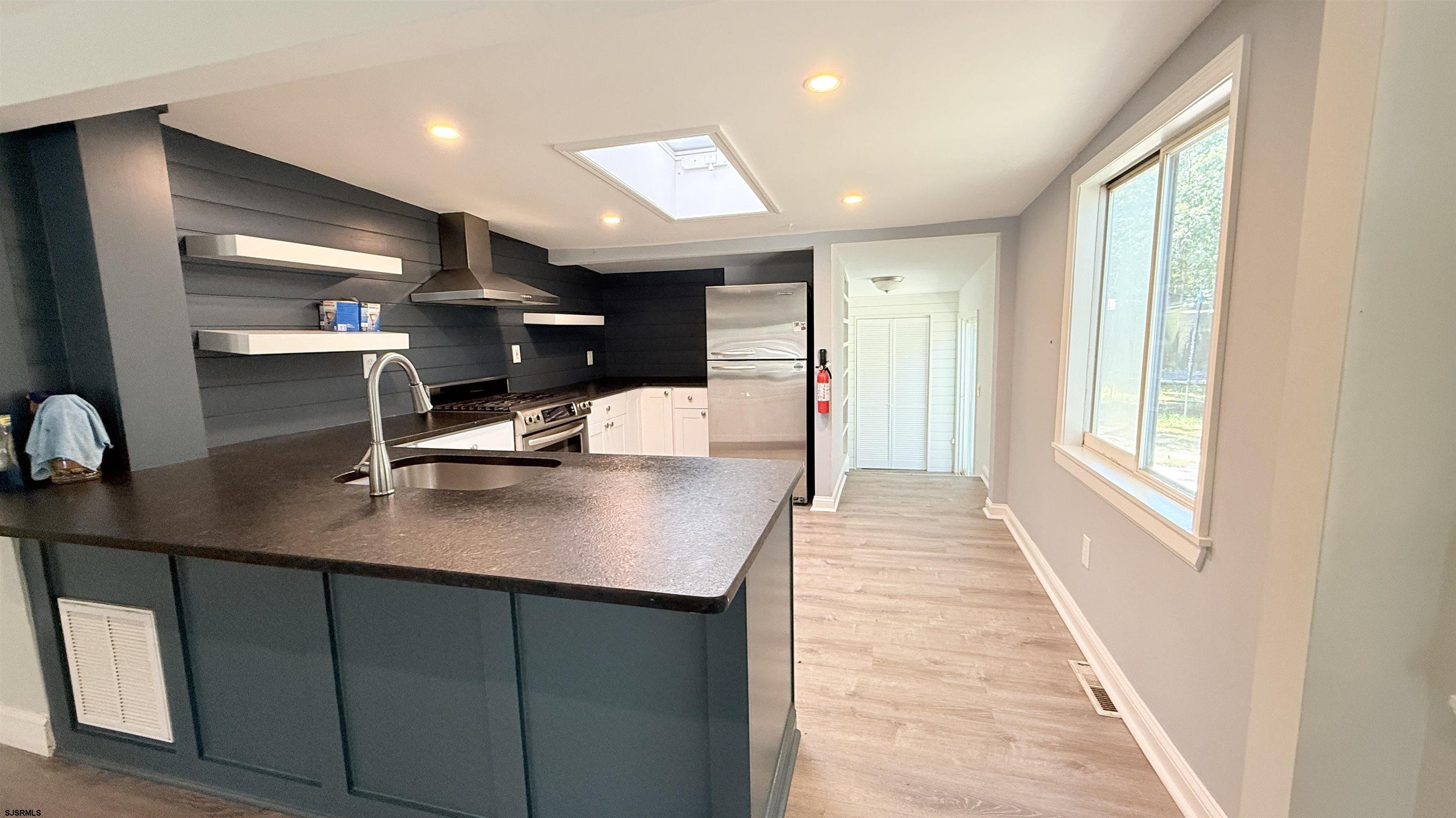 461 Nectar Avenue - Picture 3