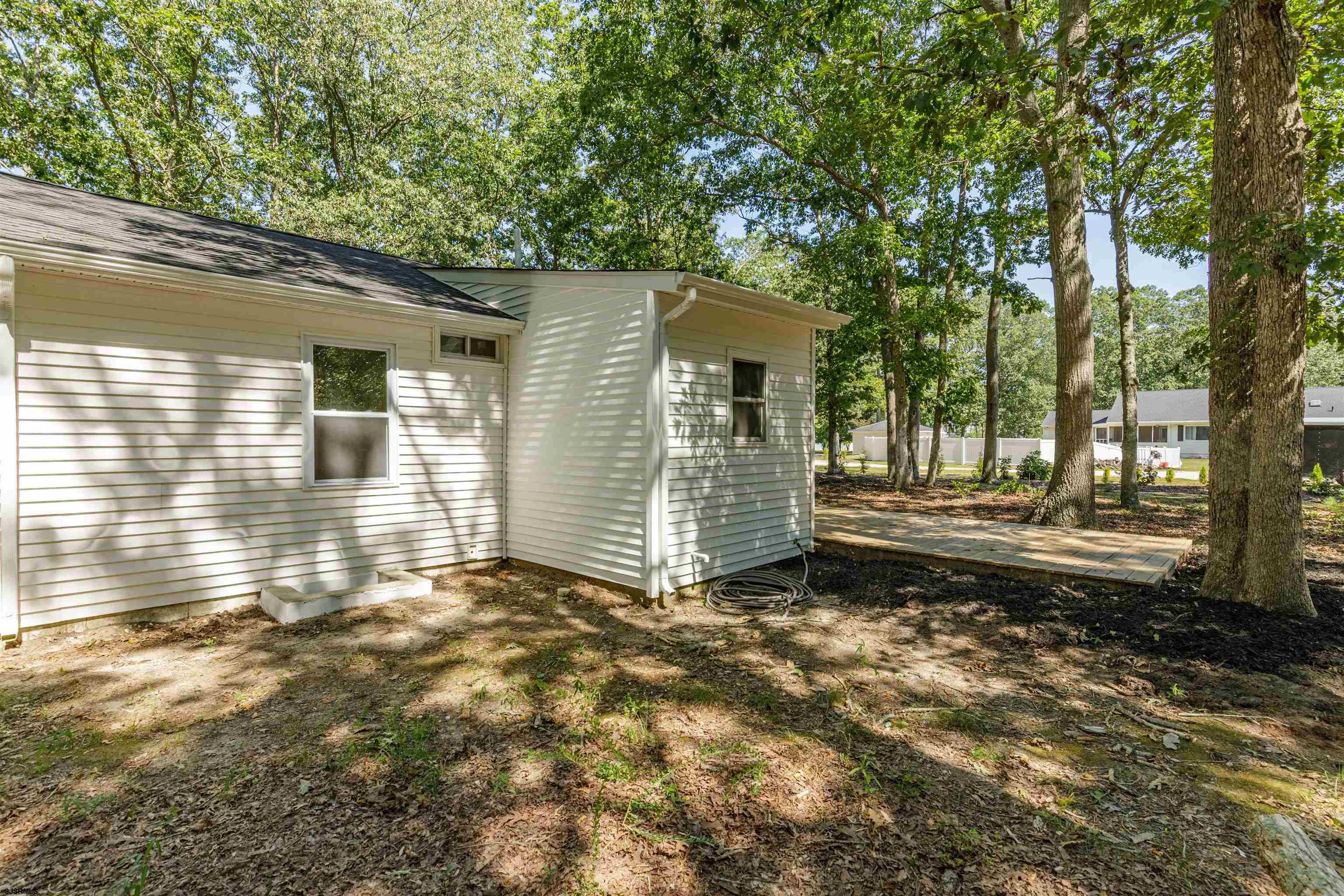 129 Bayberry Avenue