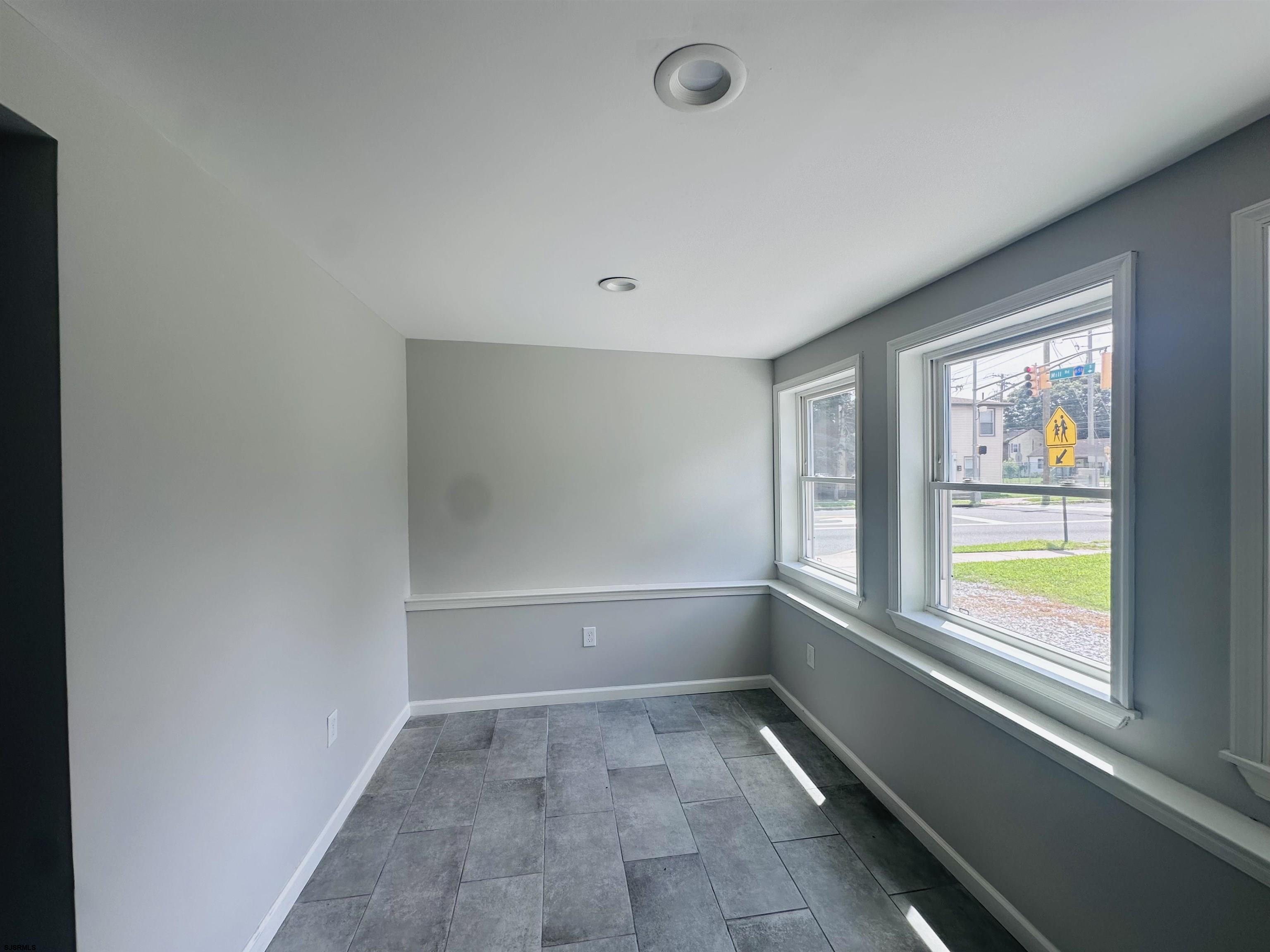 605 Pitney Road - Picture 4