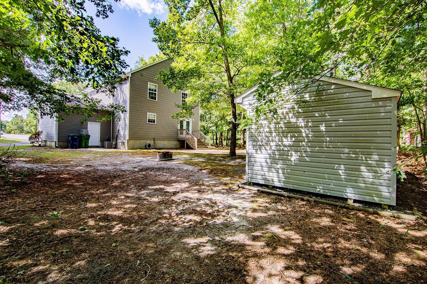 110 Bayberry Avenue - Picture 4