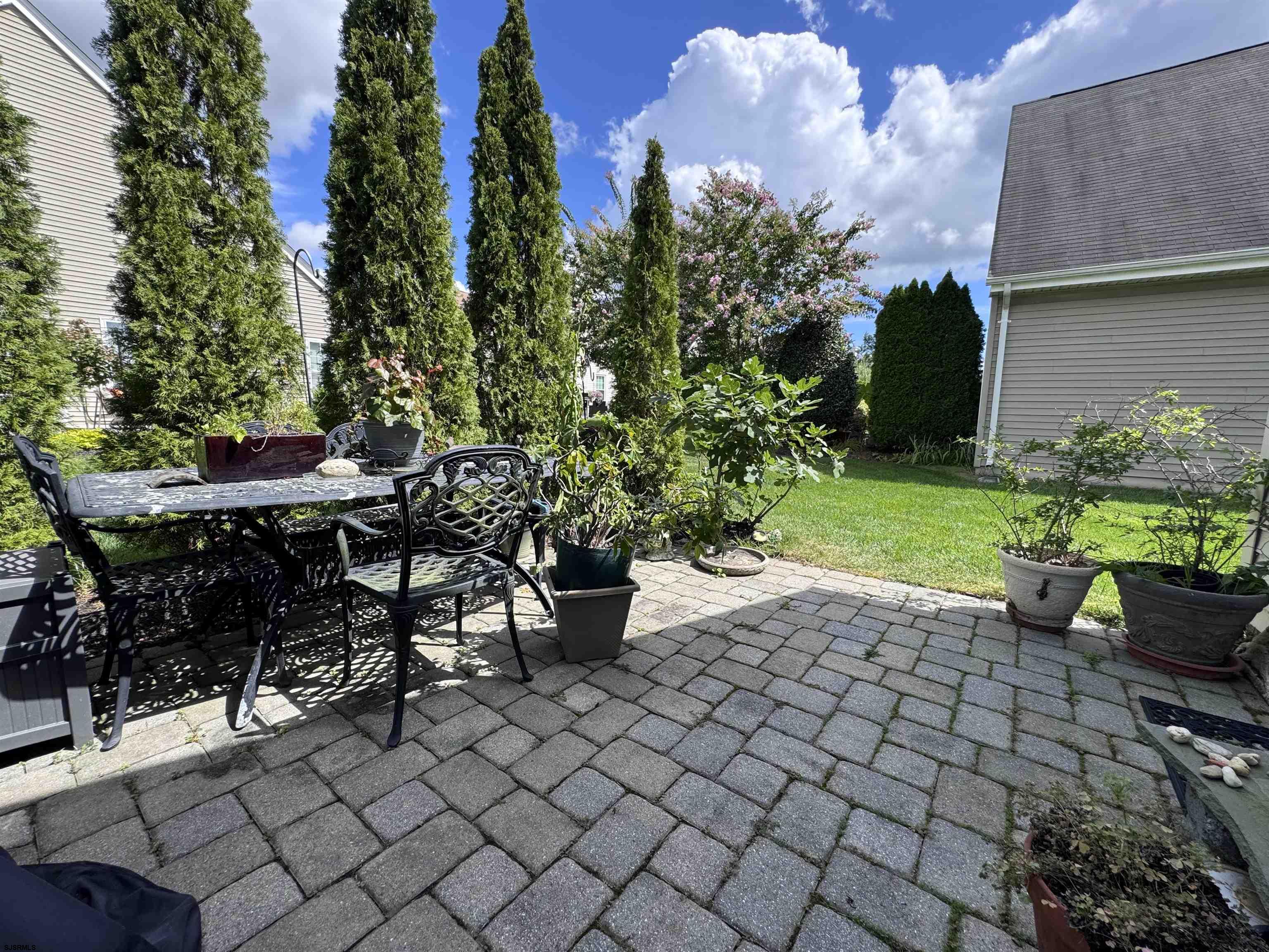 323 McClellan Road