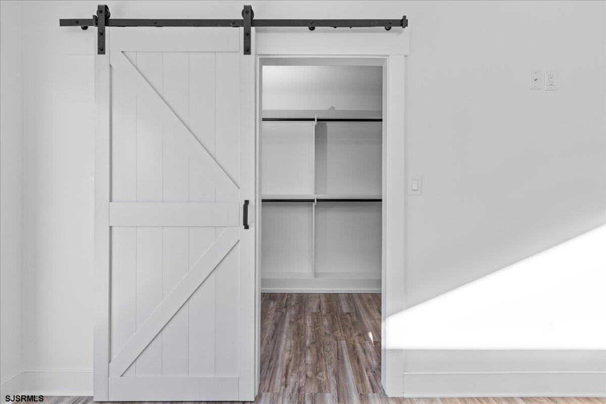 711 N Cornwall Avenue