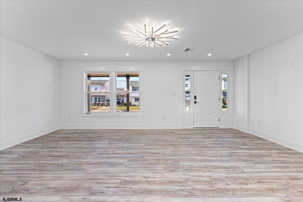 711 N Cornwall Avenue