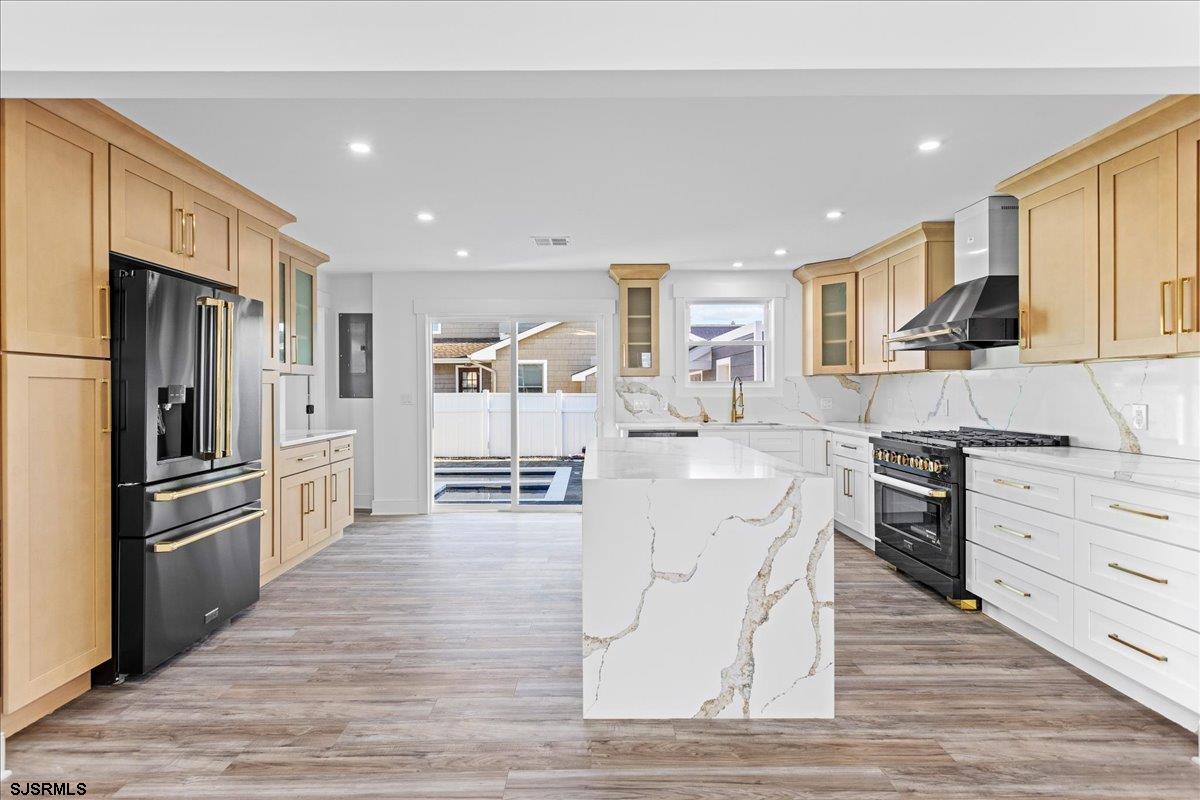 711 N Cornwall Avenue