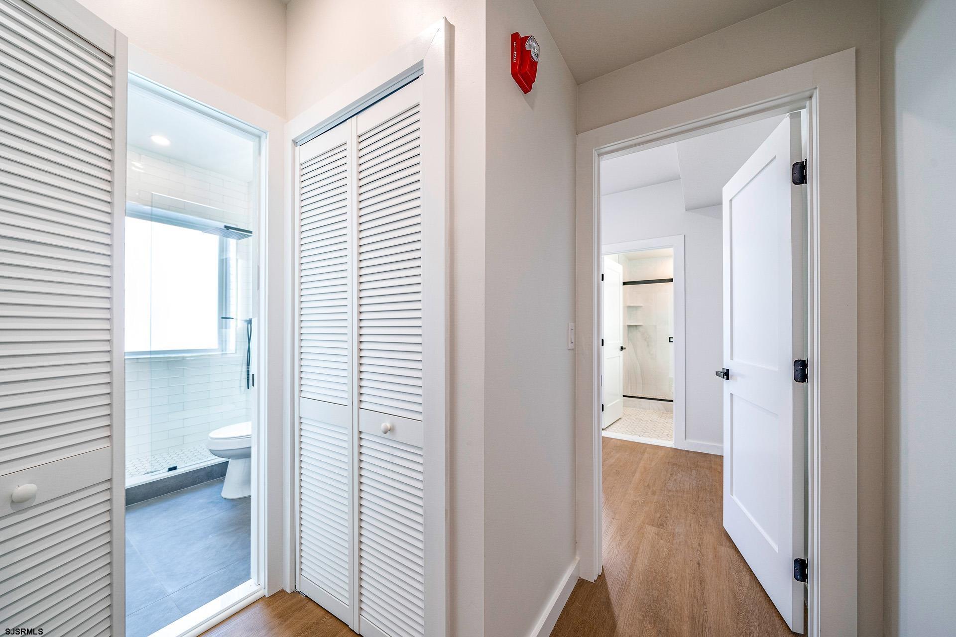 713 E 8th St, Unit B