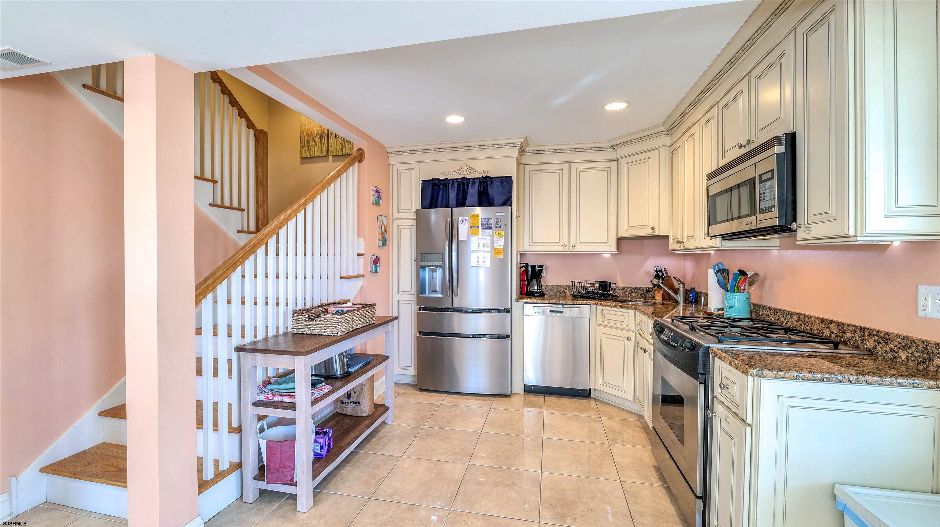 401C 34th St Street