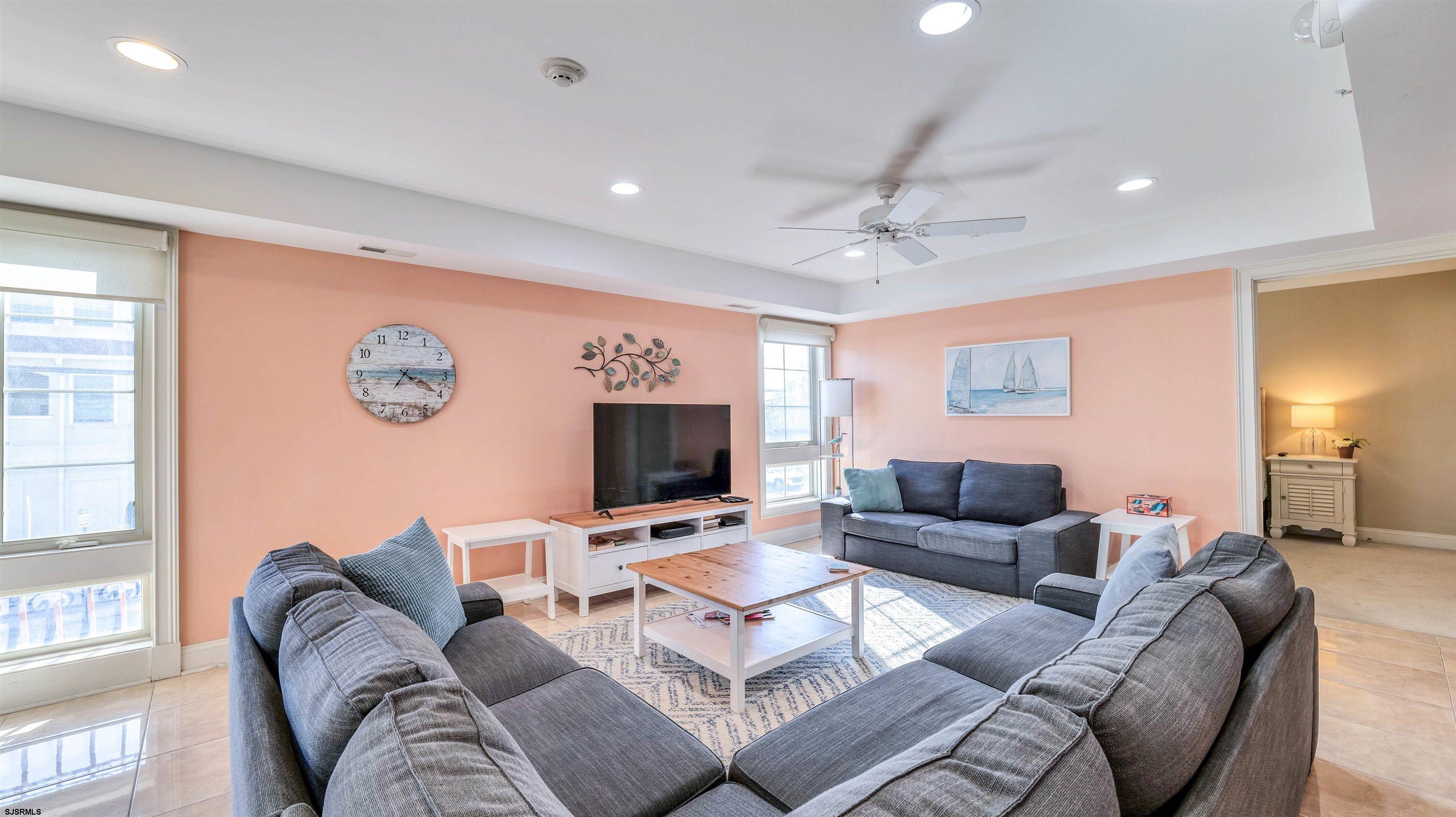 401C 34th St Street