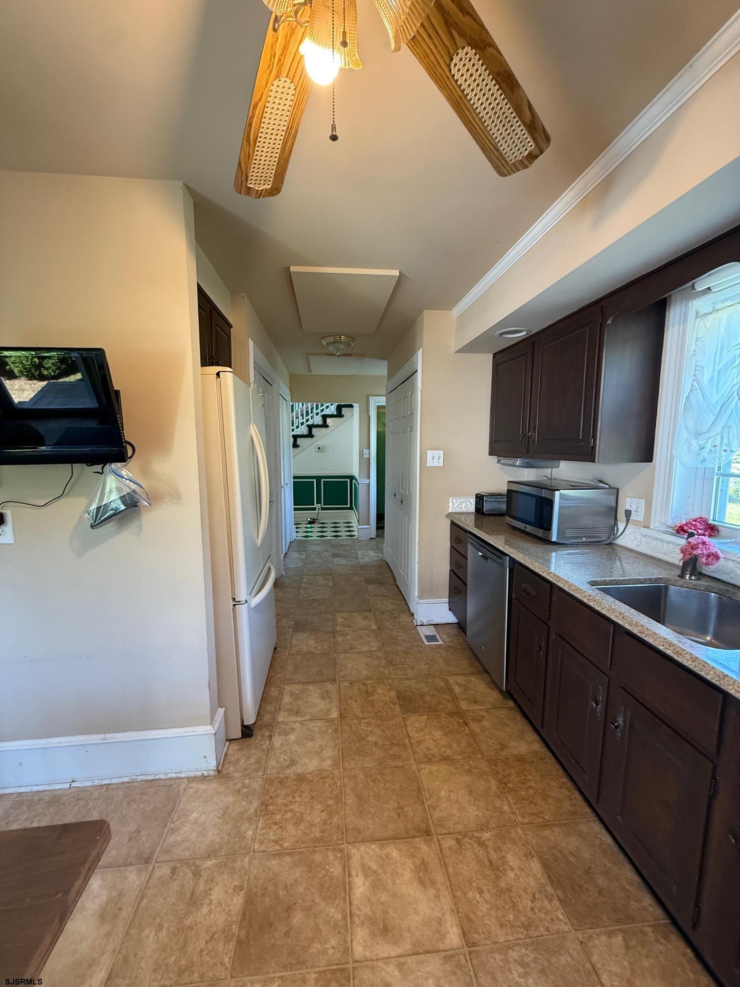 13 Fairway Avenue