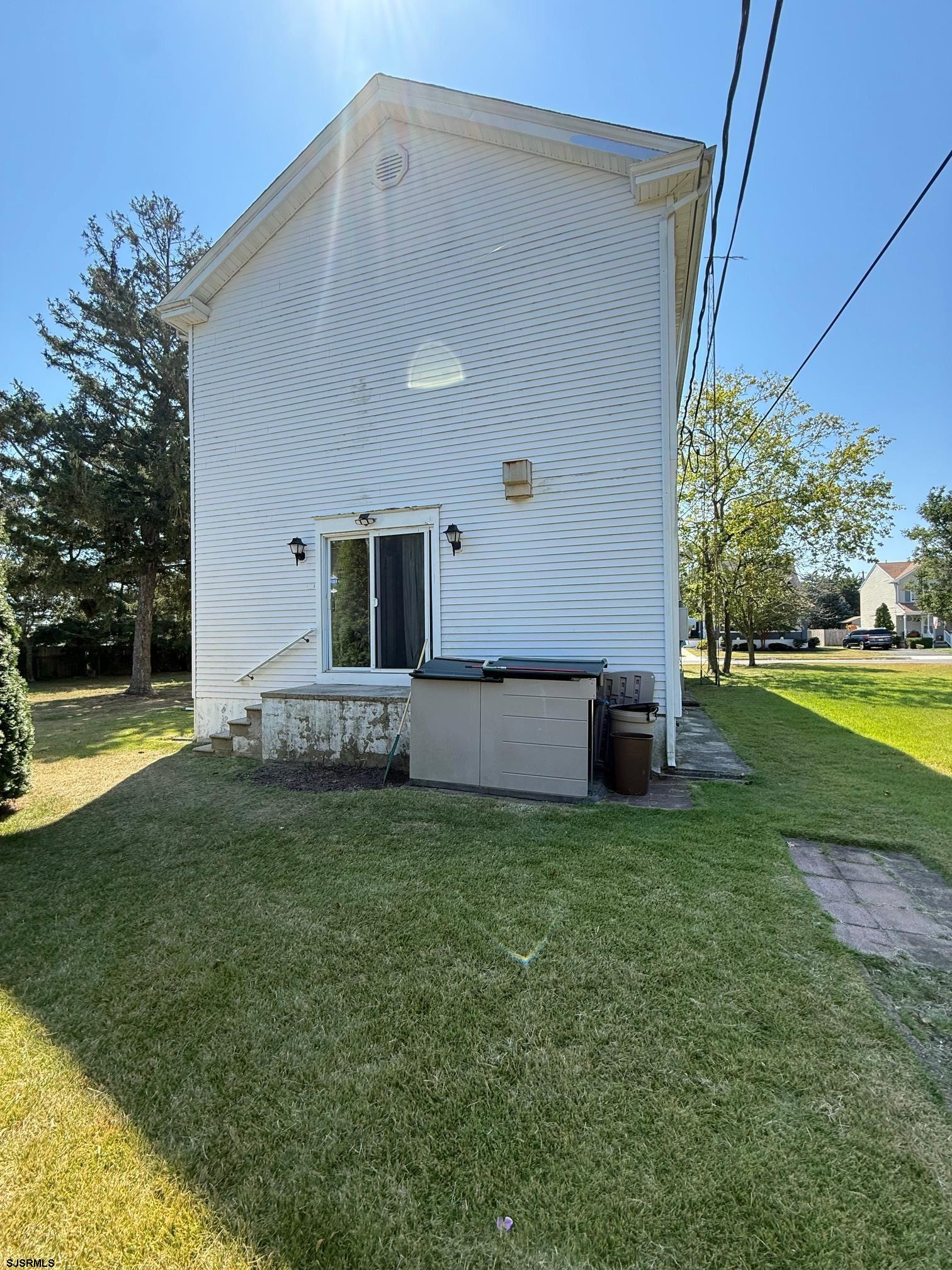 13 Fairway Avenue