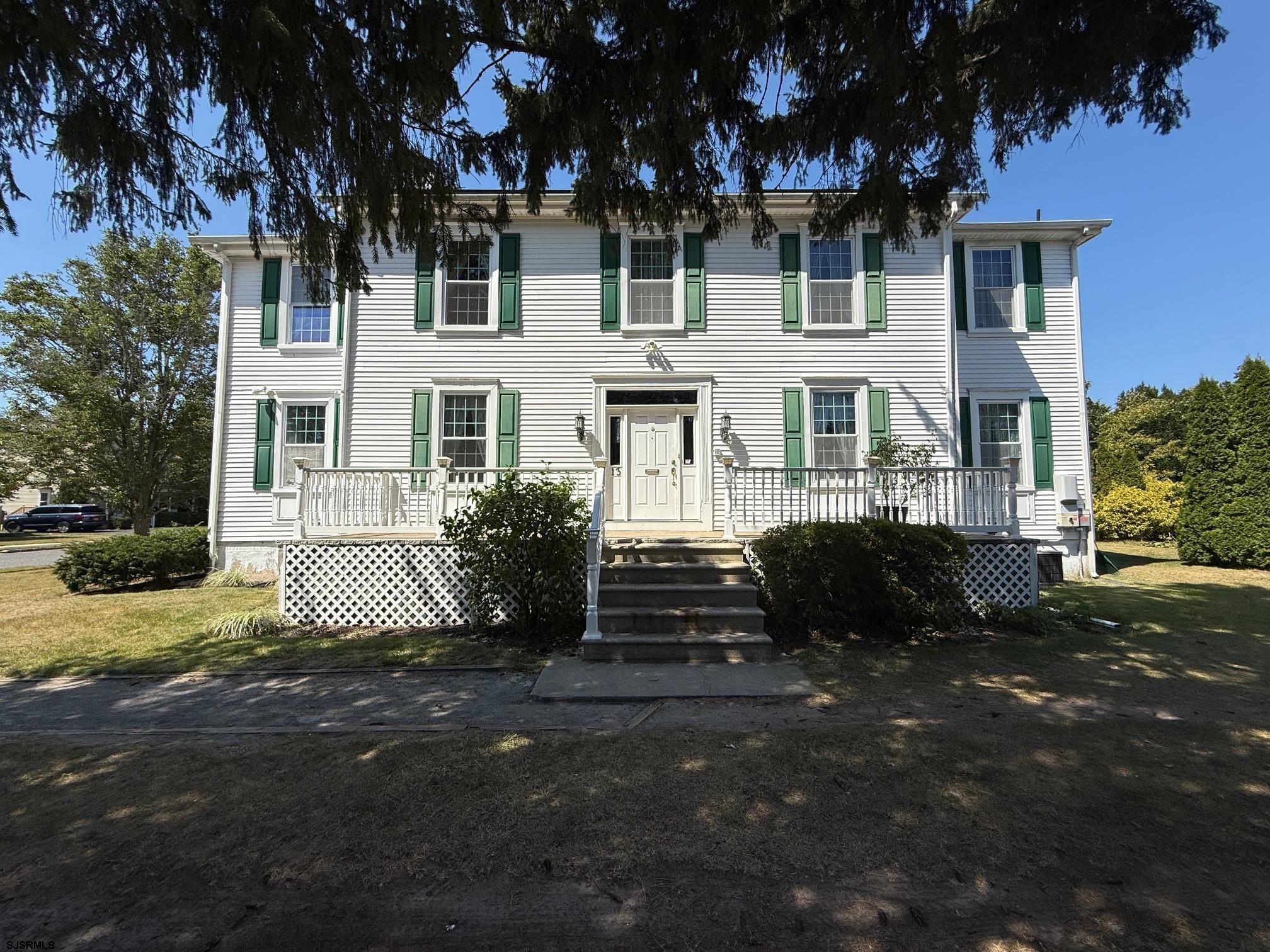 13 Fairway Avenue