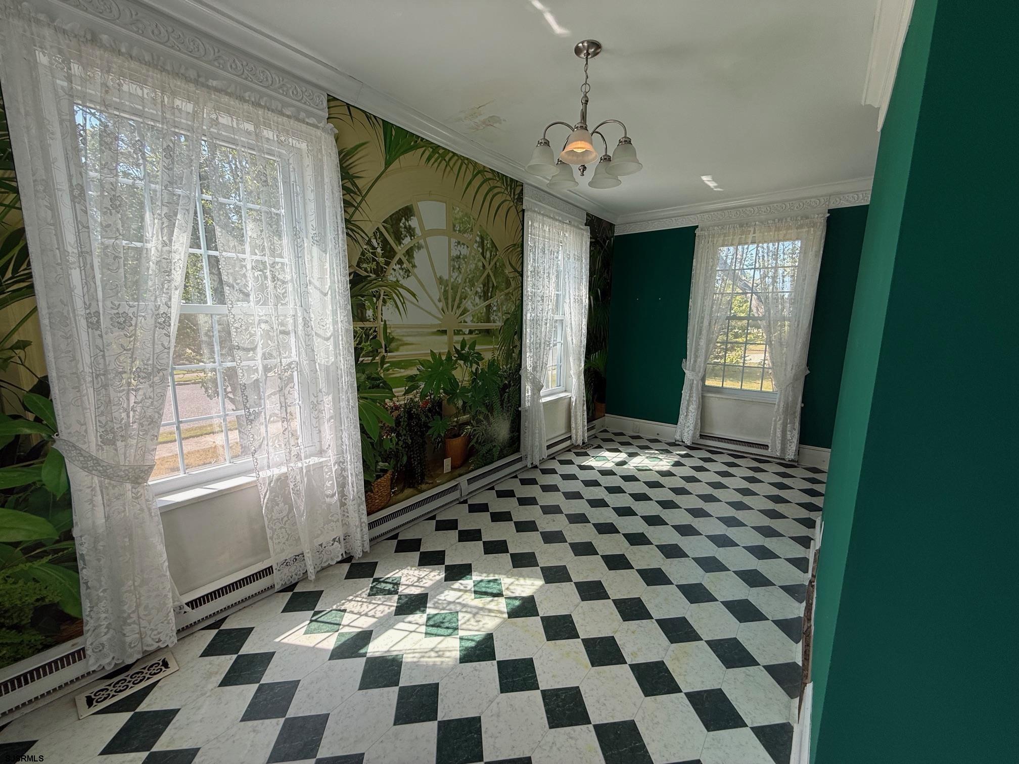 13 Fairway Avenue
