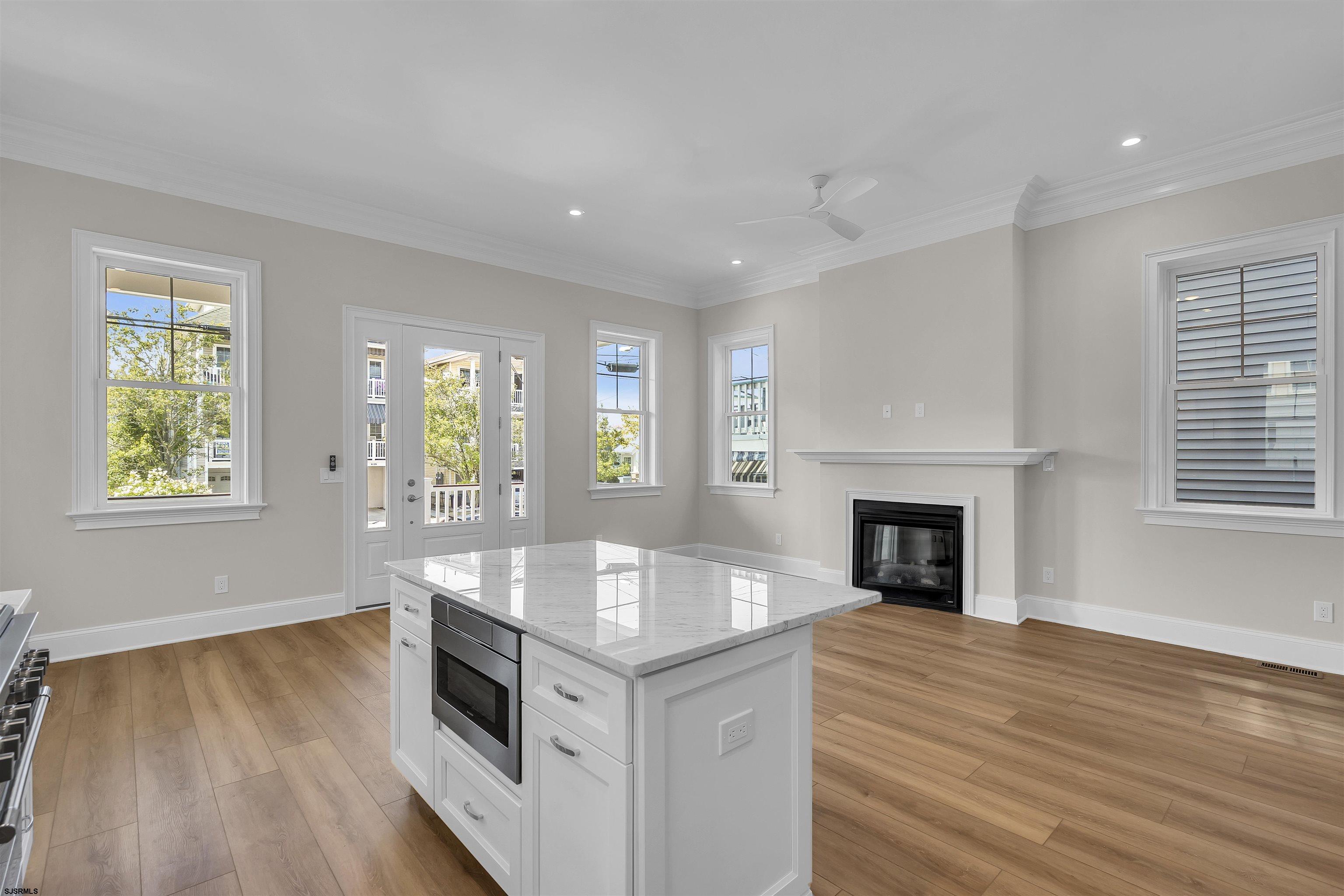 811 2nd Street