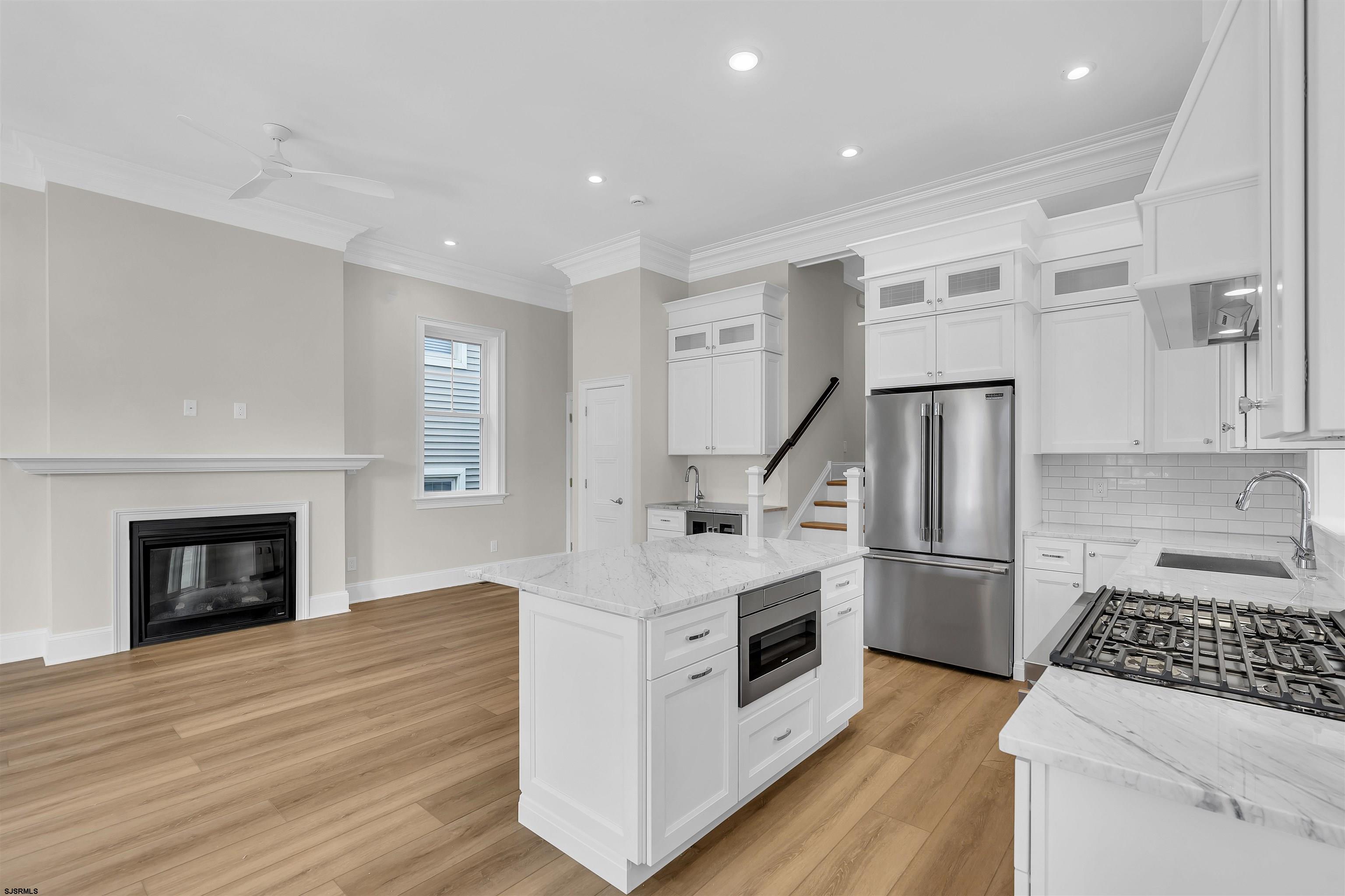 811 2nd Street