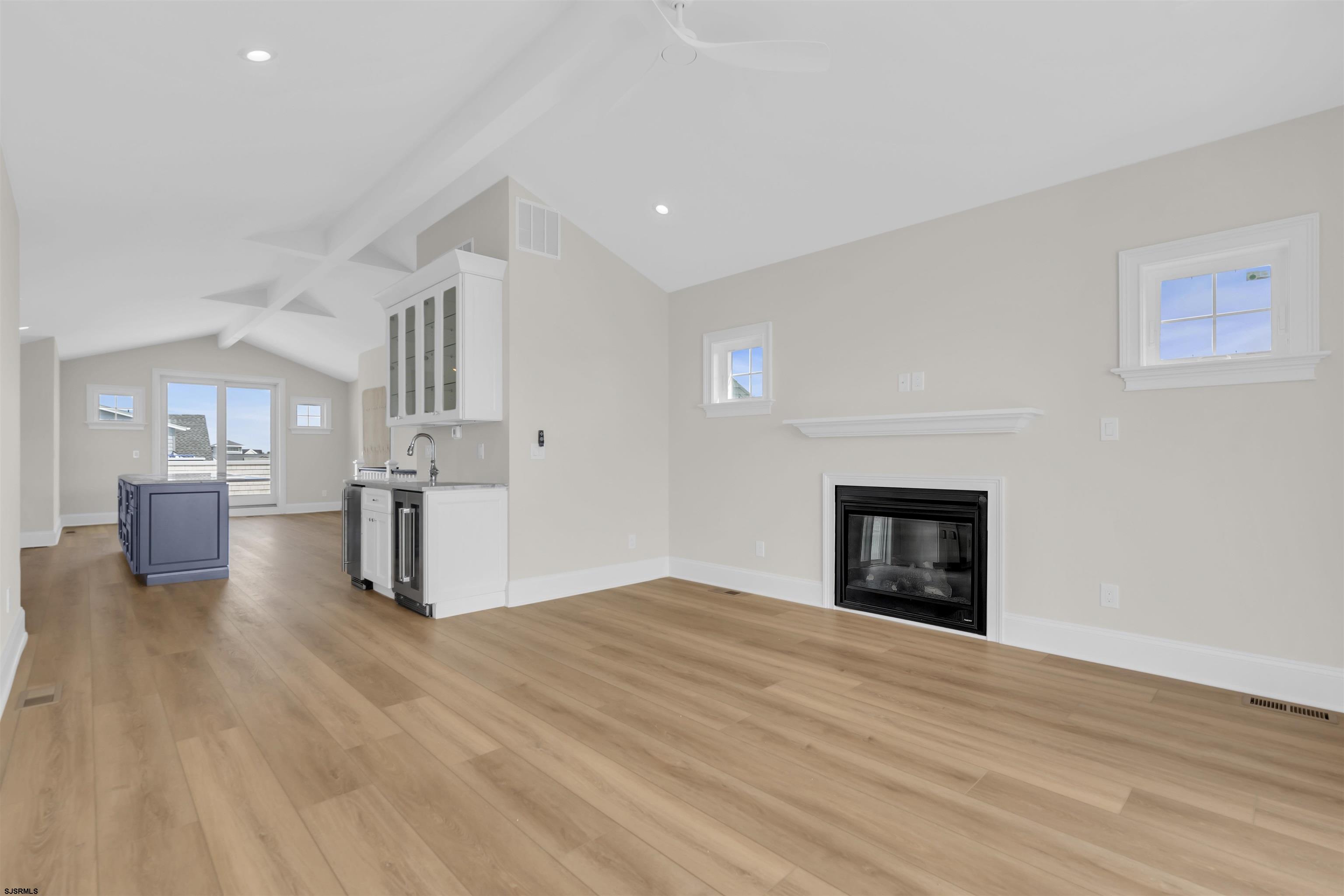 811 2nd Street