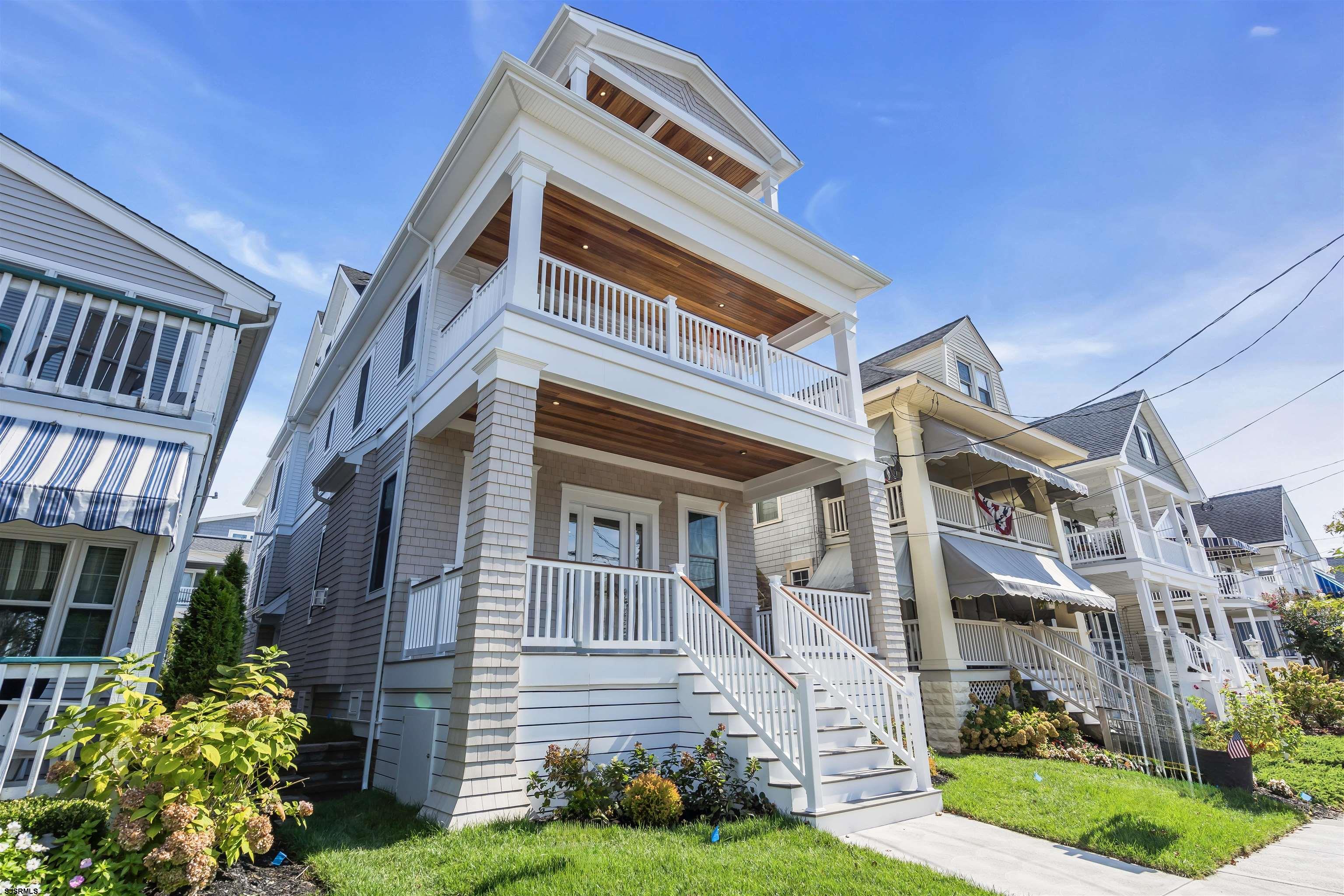 811 2nd Street