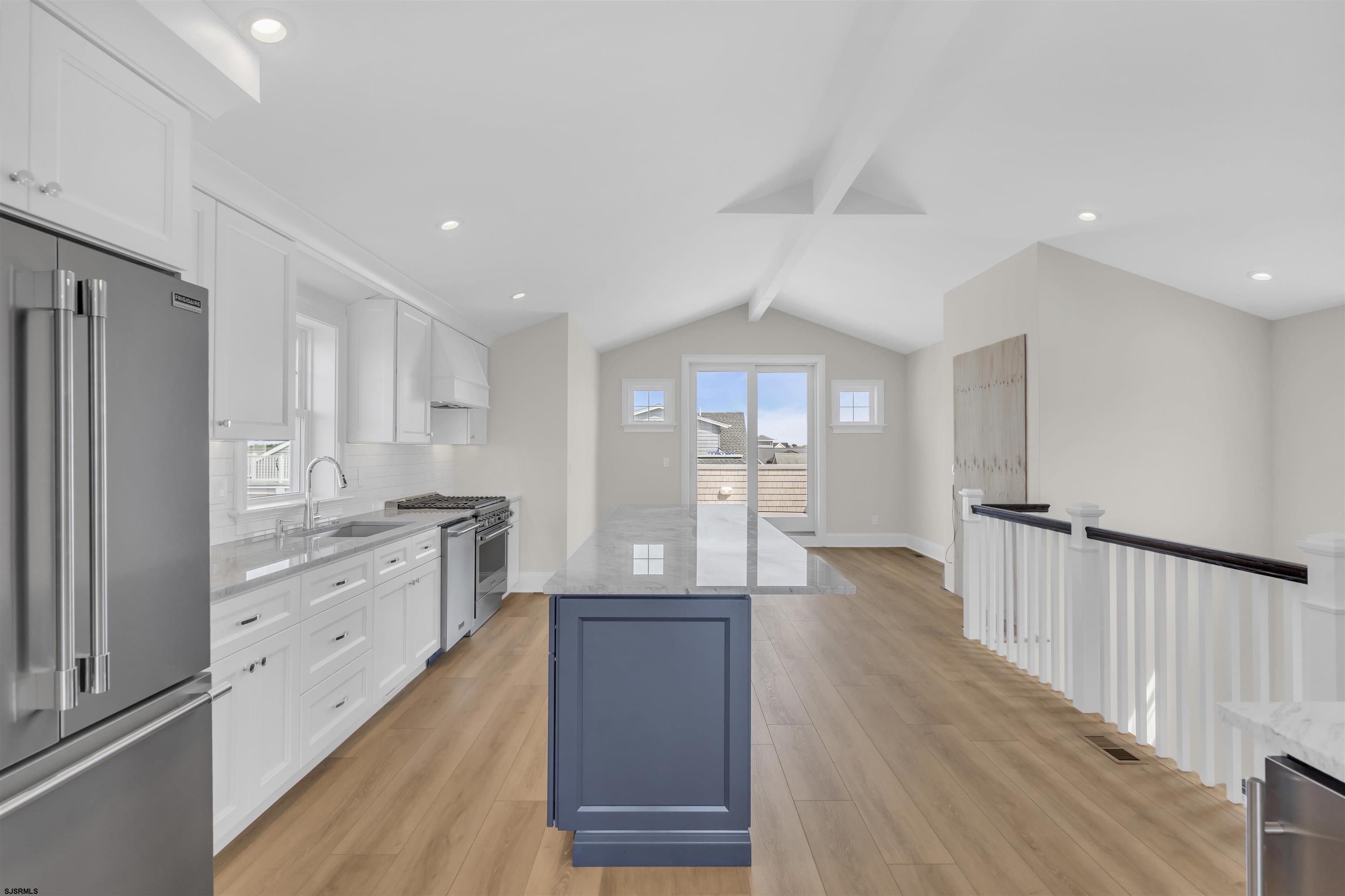 811 2nd Street