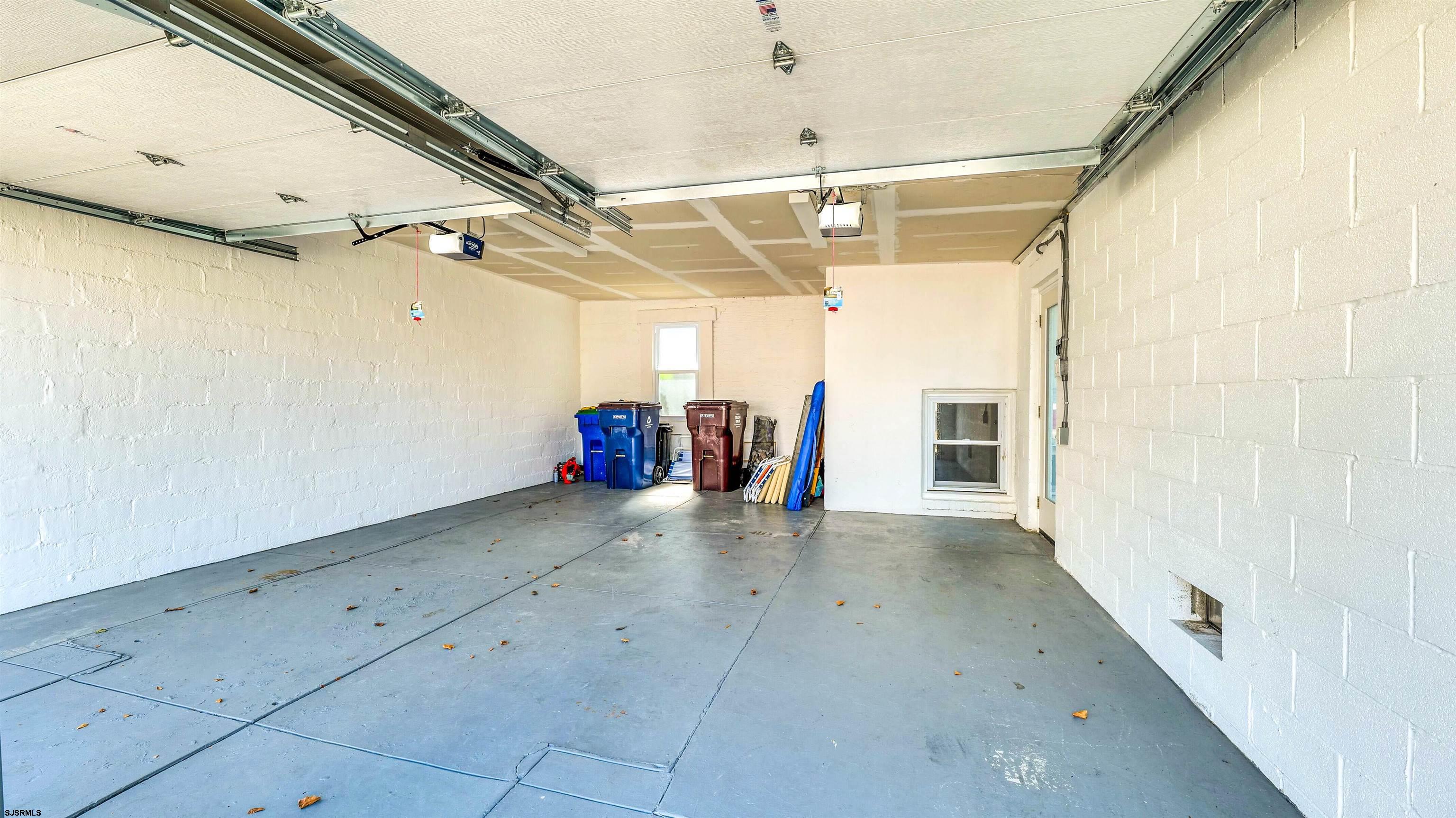 7 S Victoria Avenue
