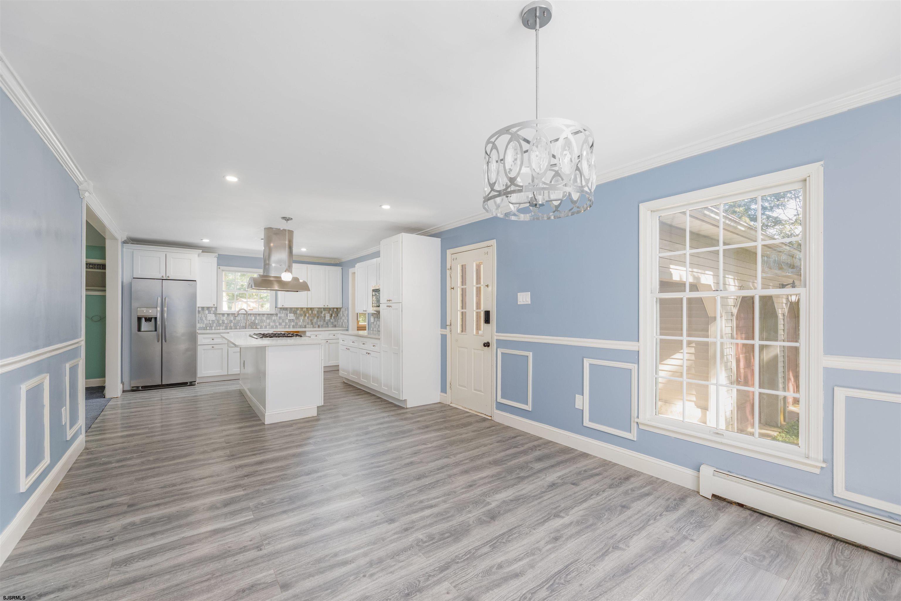 7107 Fernwood Avenue