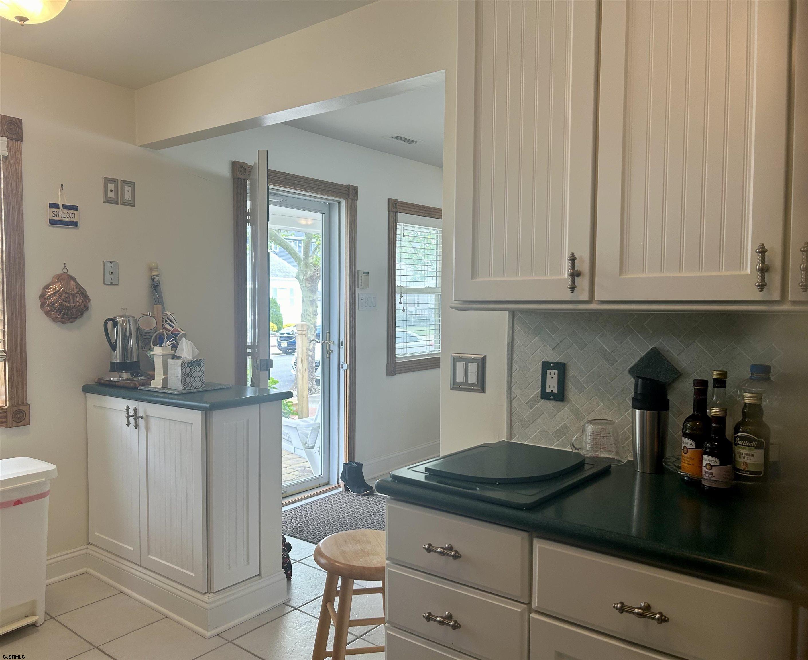 32 N Manor Avenue