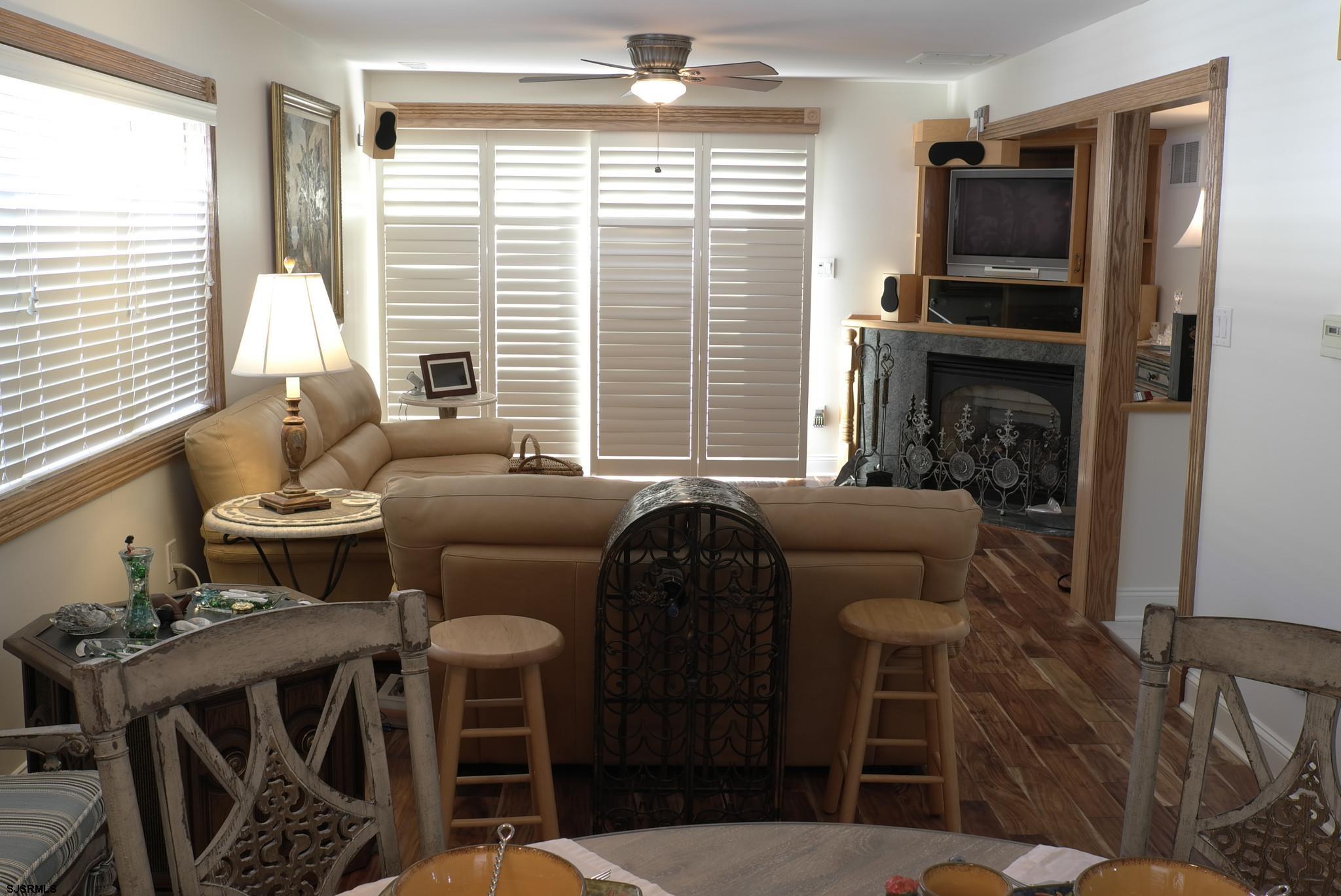 32 N Manor Avenue