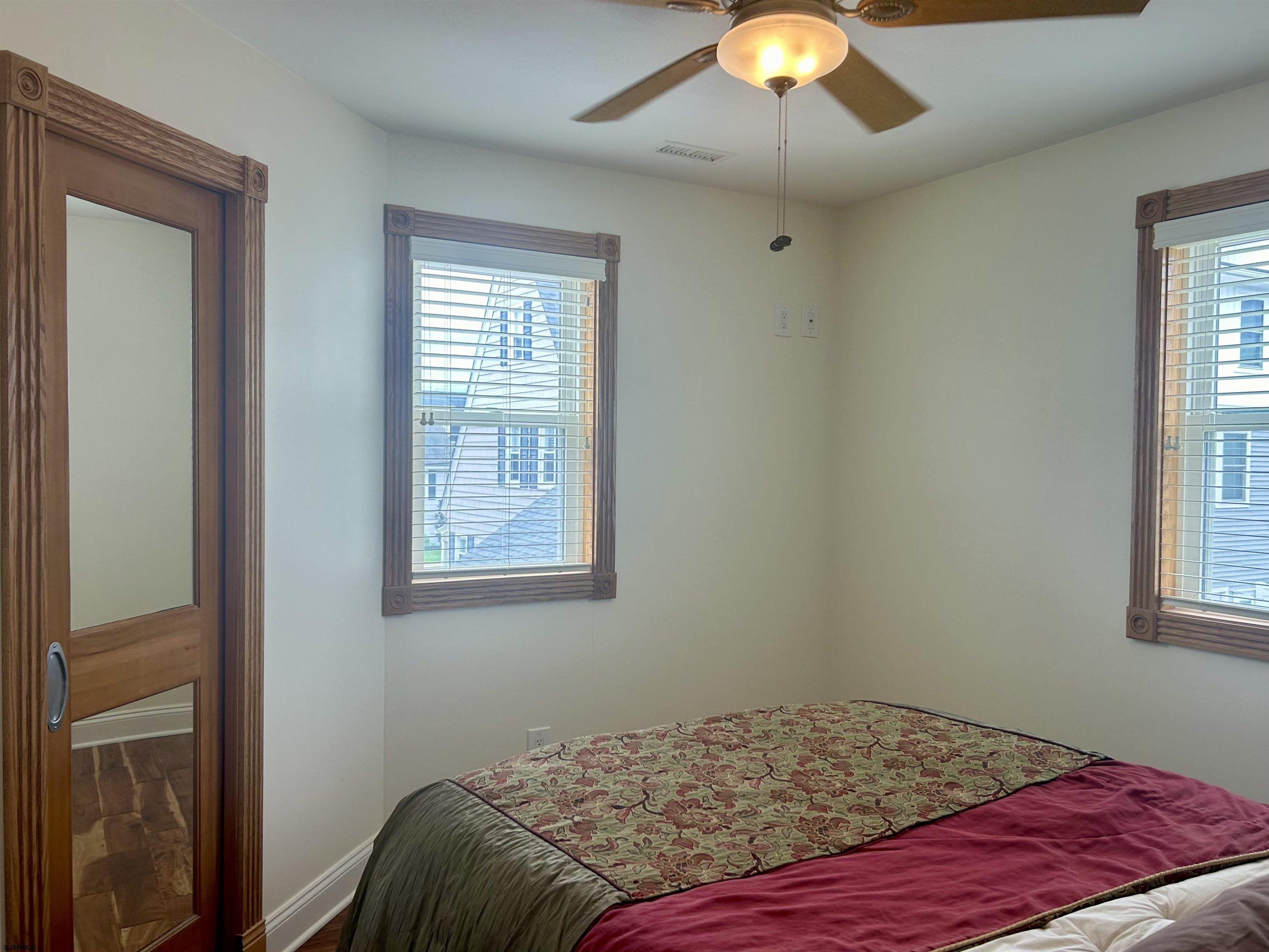 32 N Manor Avenue