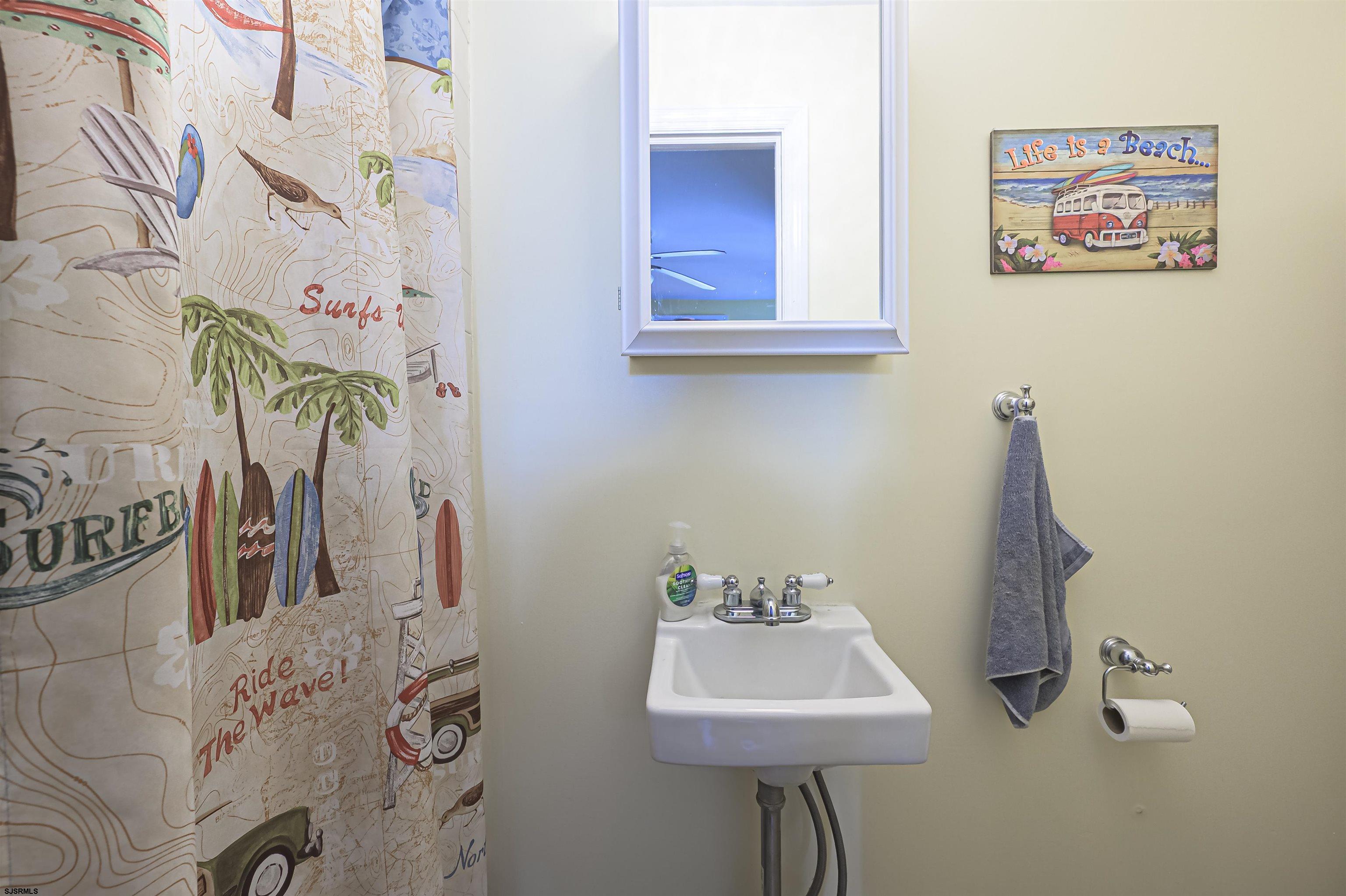 9411 #9 Monmouth Avenue