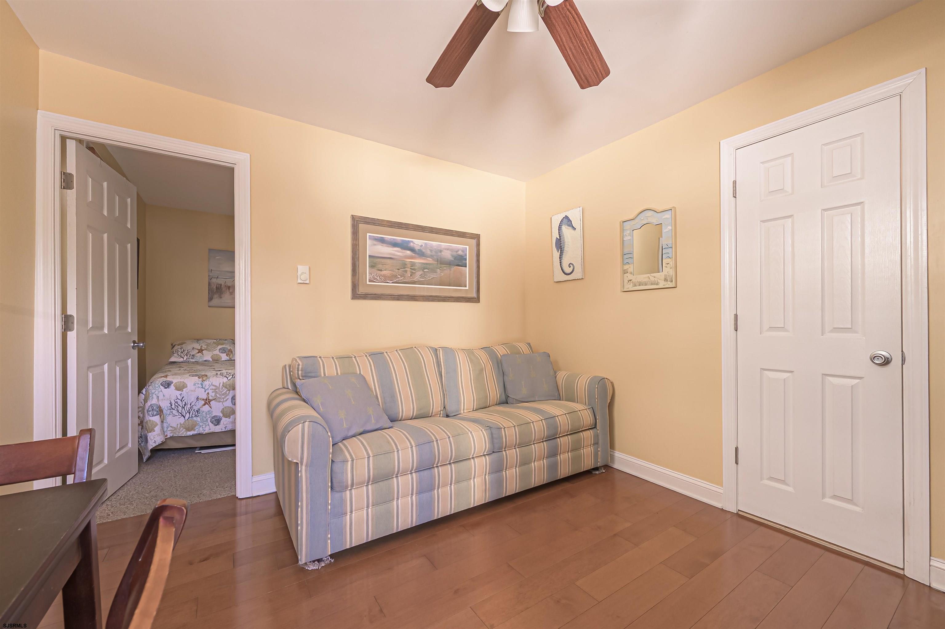 9411 #9 Monmouth Avenue