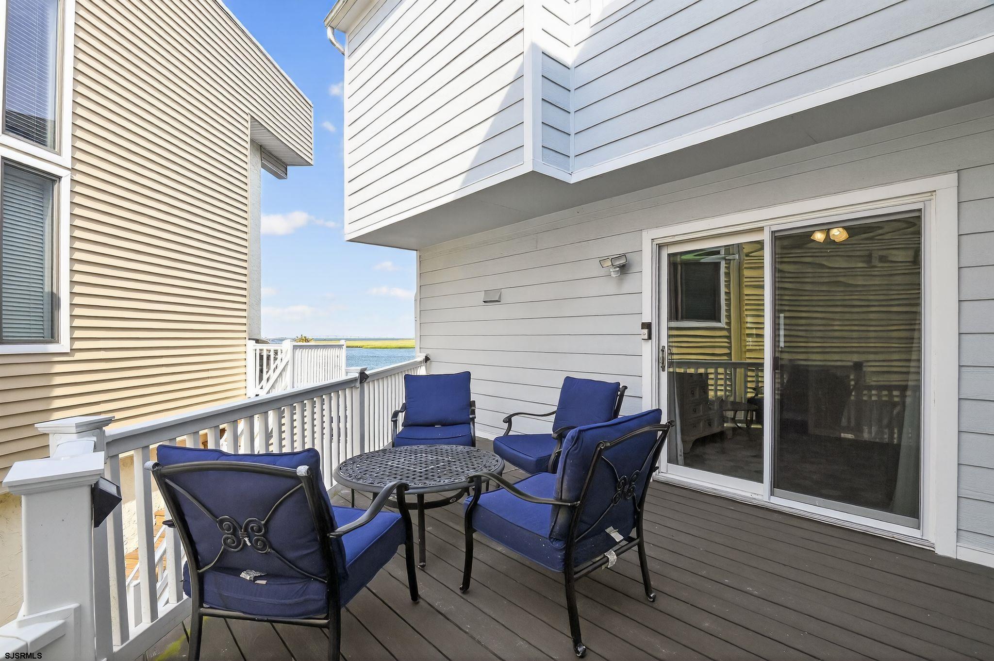 1128 Bay