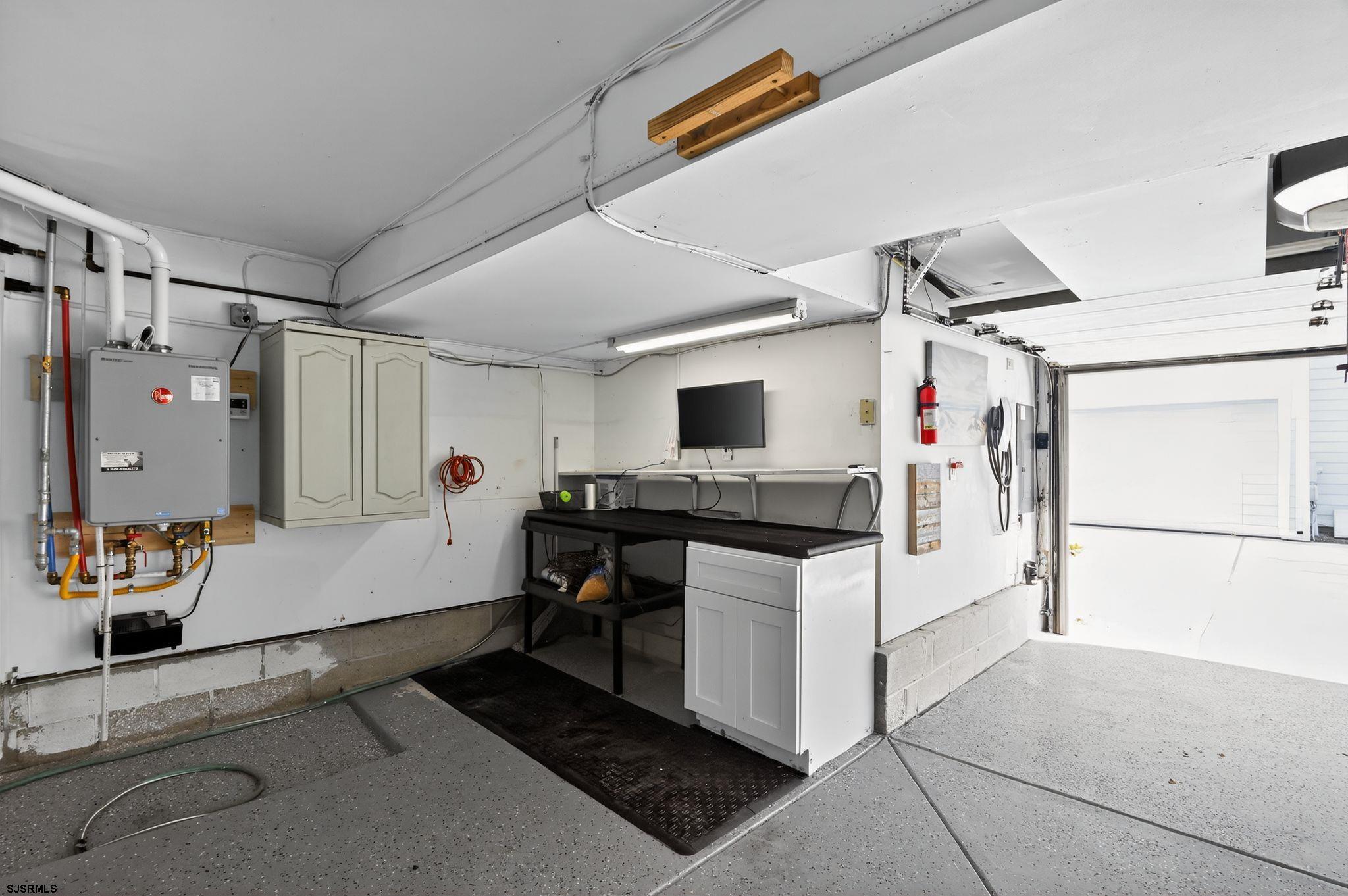 1128 Bay