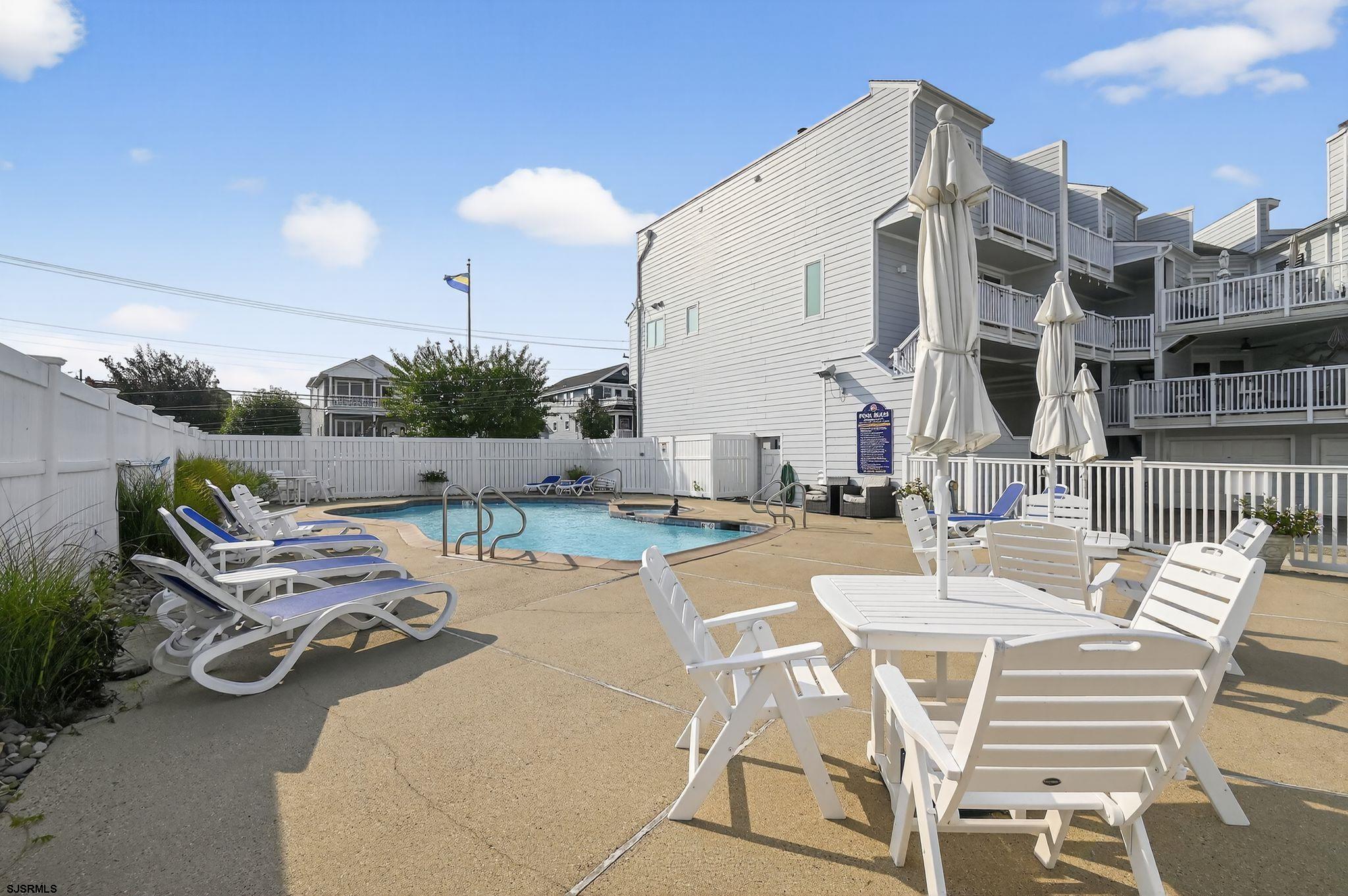 1128 Bay
