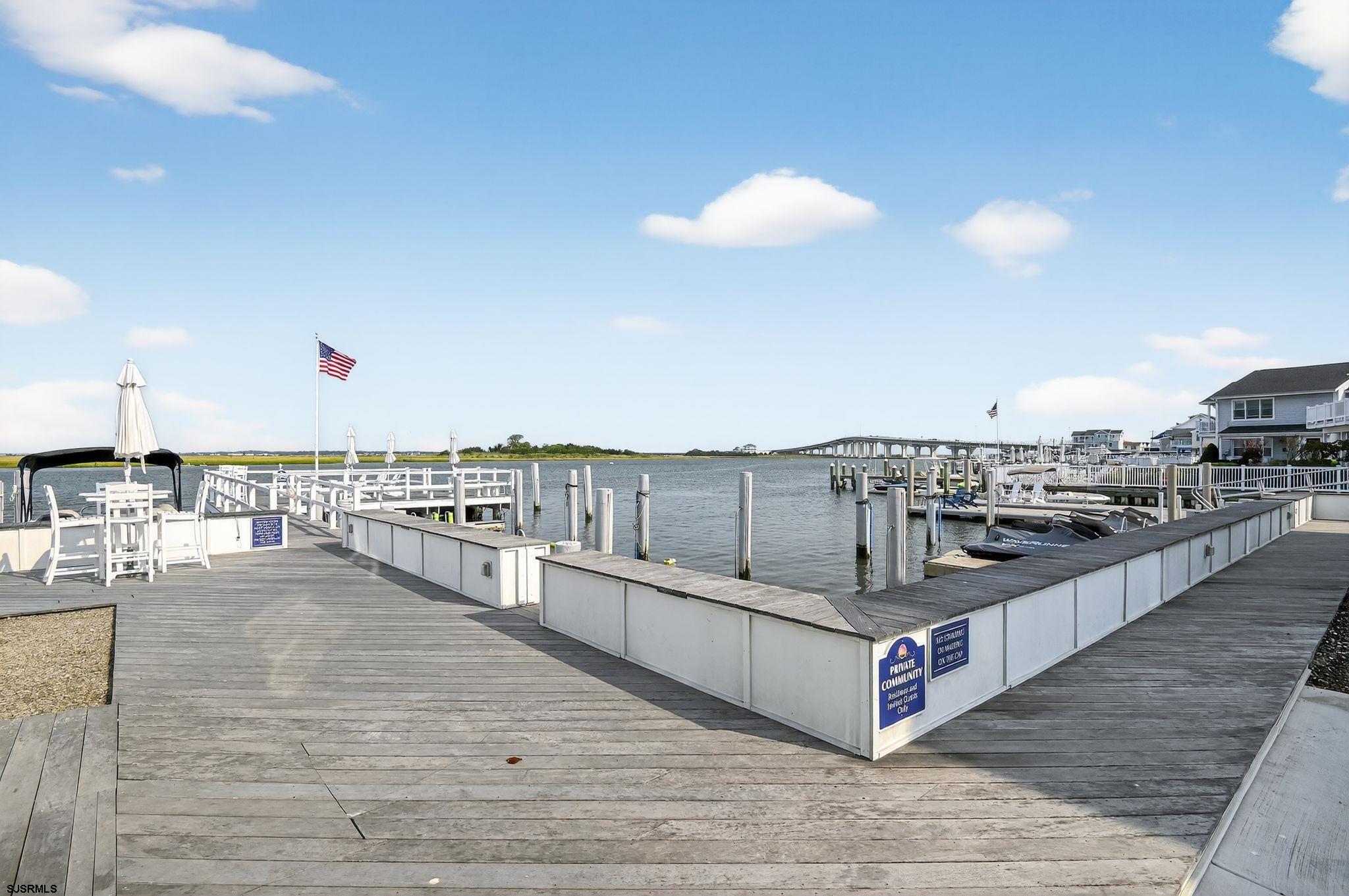 1128 Bay