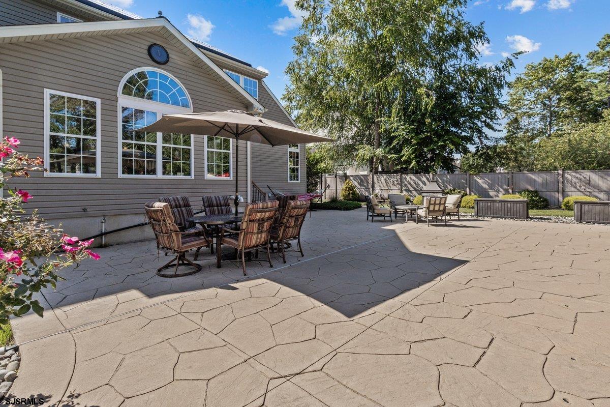 126 Marshall Dr