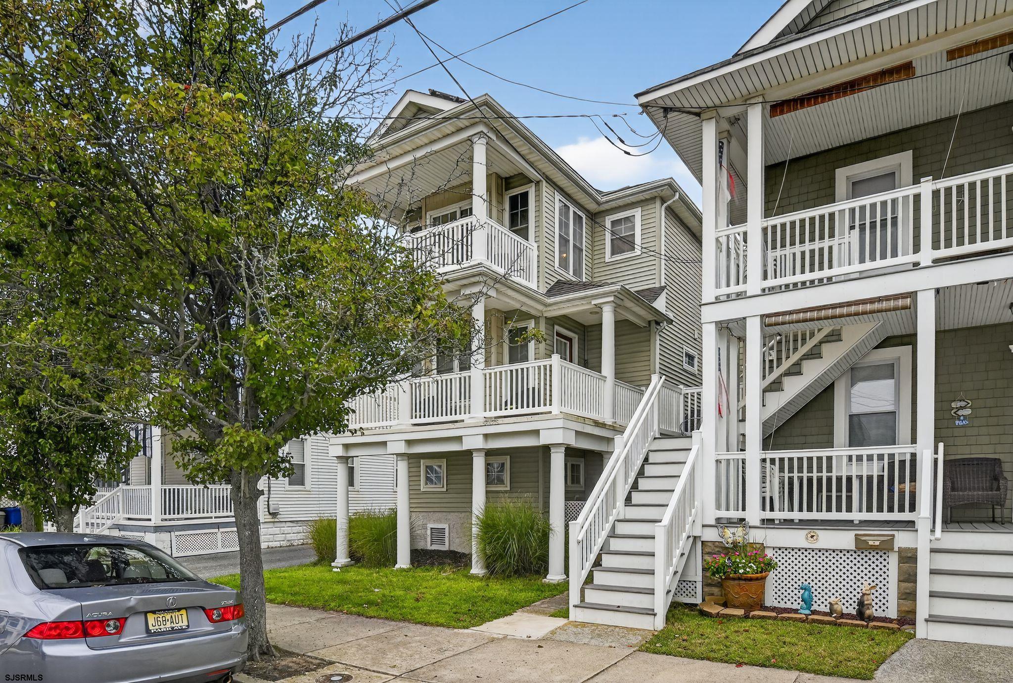 511 E 16th St. - Picture 1