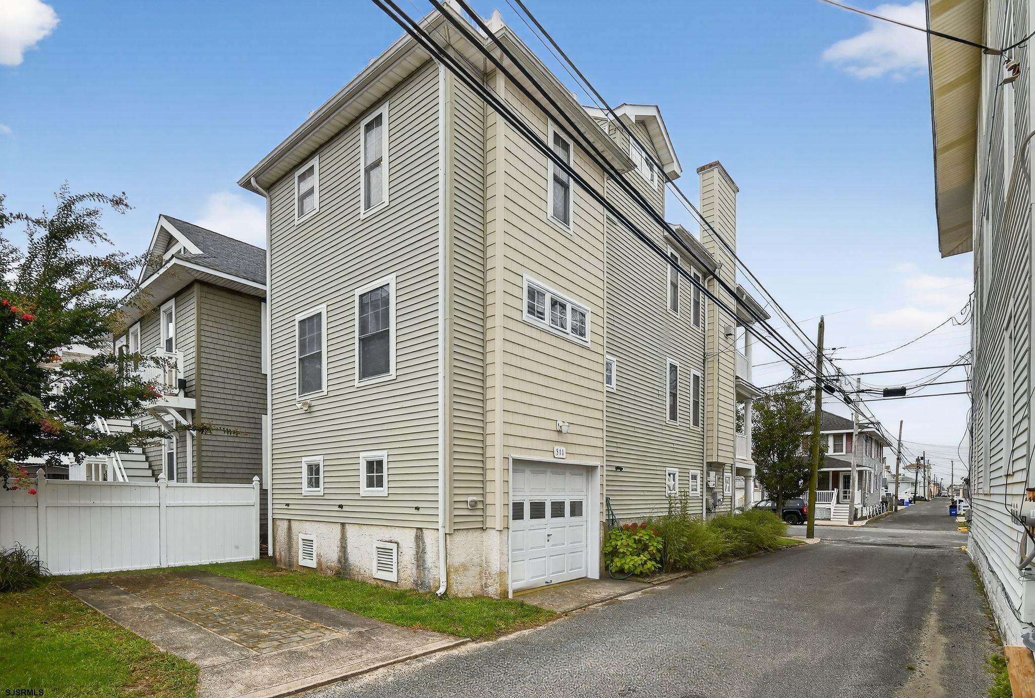 511 E 16th St. - Picture 2