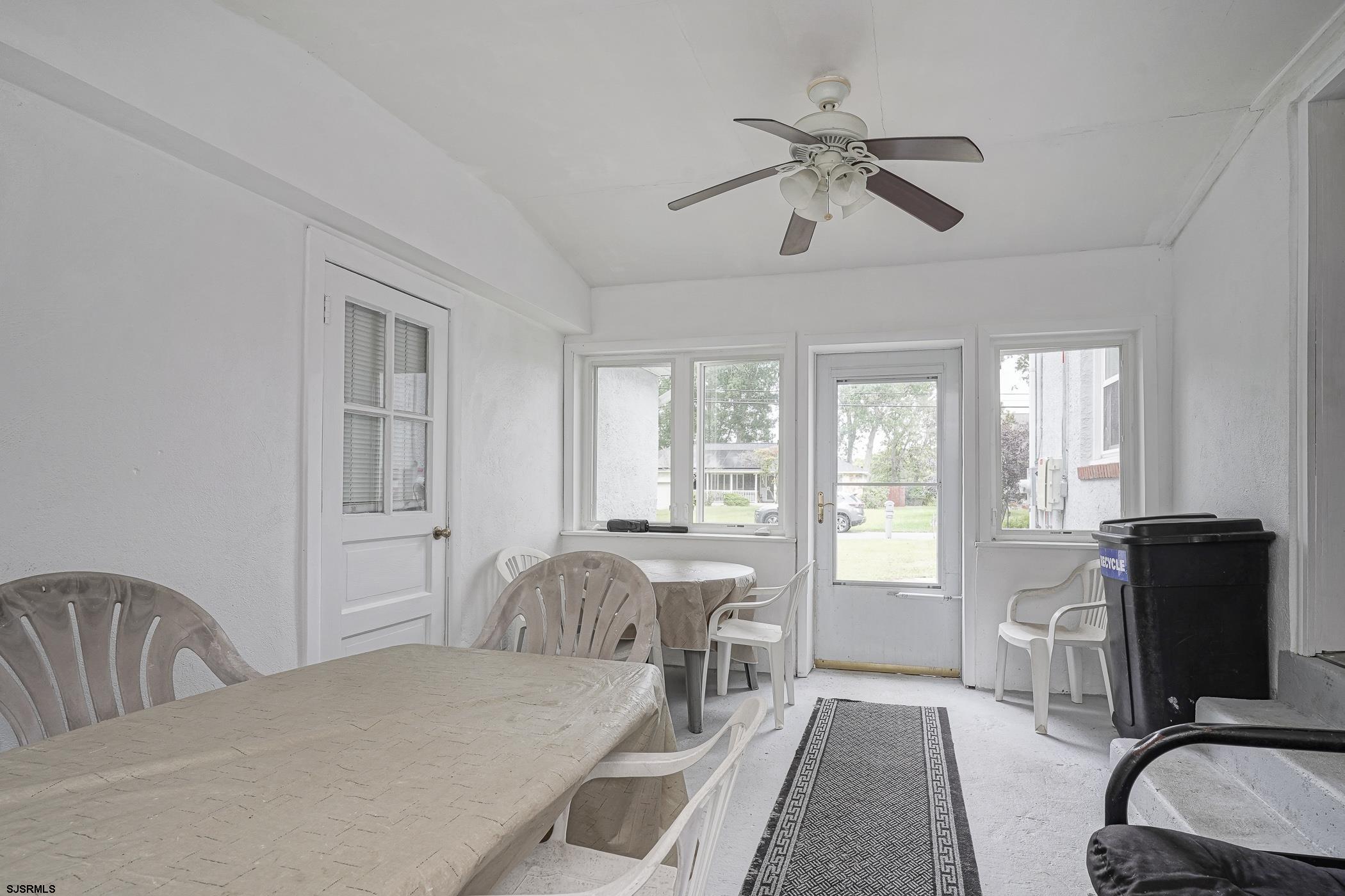 119 W Collings Dr Dr