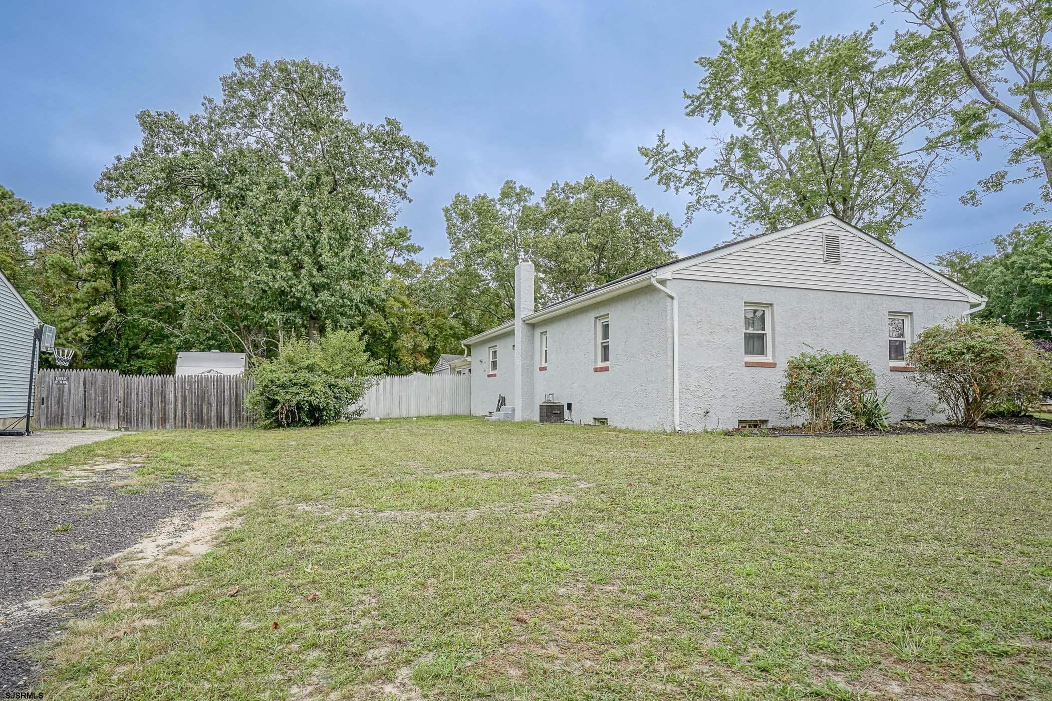 119 W Collings Dr Dr