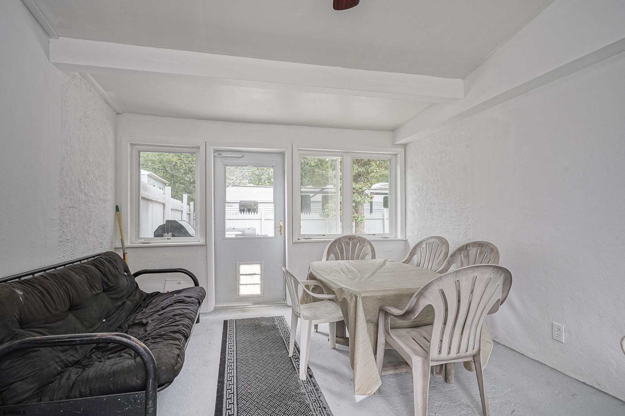 119 W Collings Dr Dr