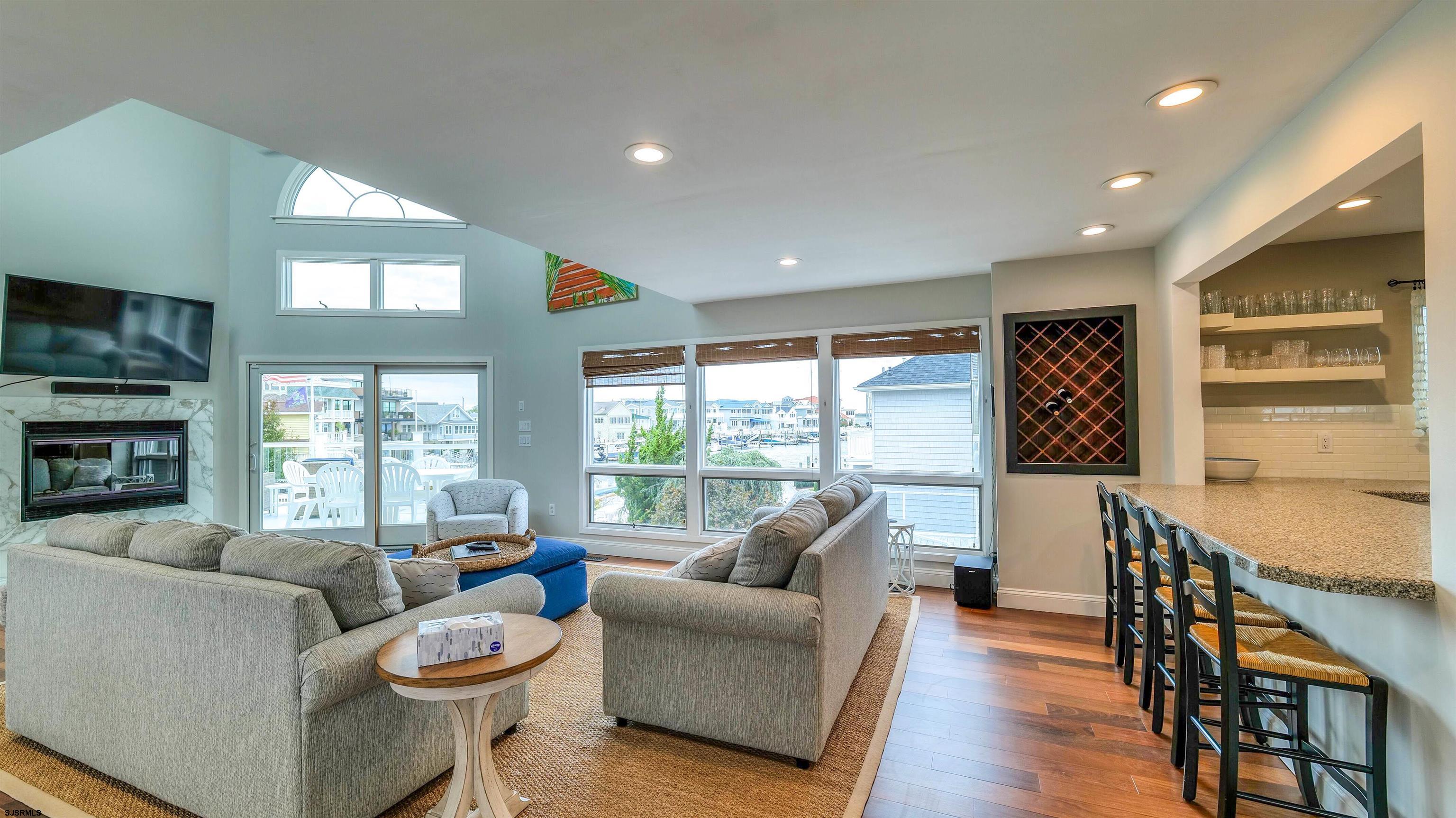 112 W Atlantic Blvd