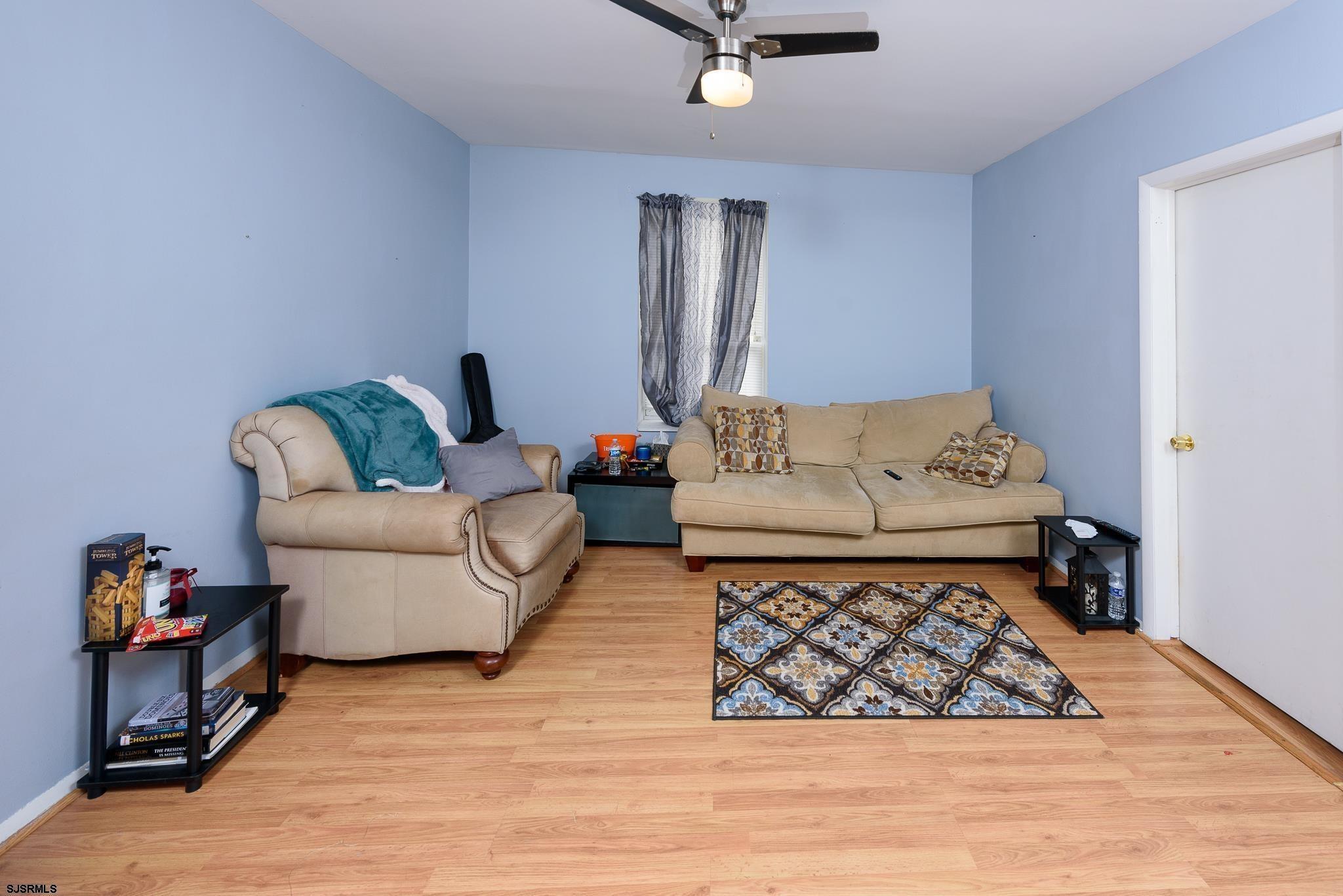 9404 Ventnor Avenue - Picture 2