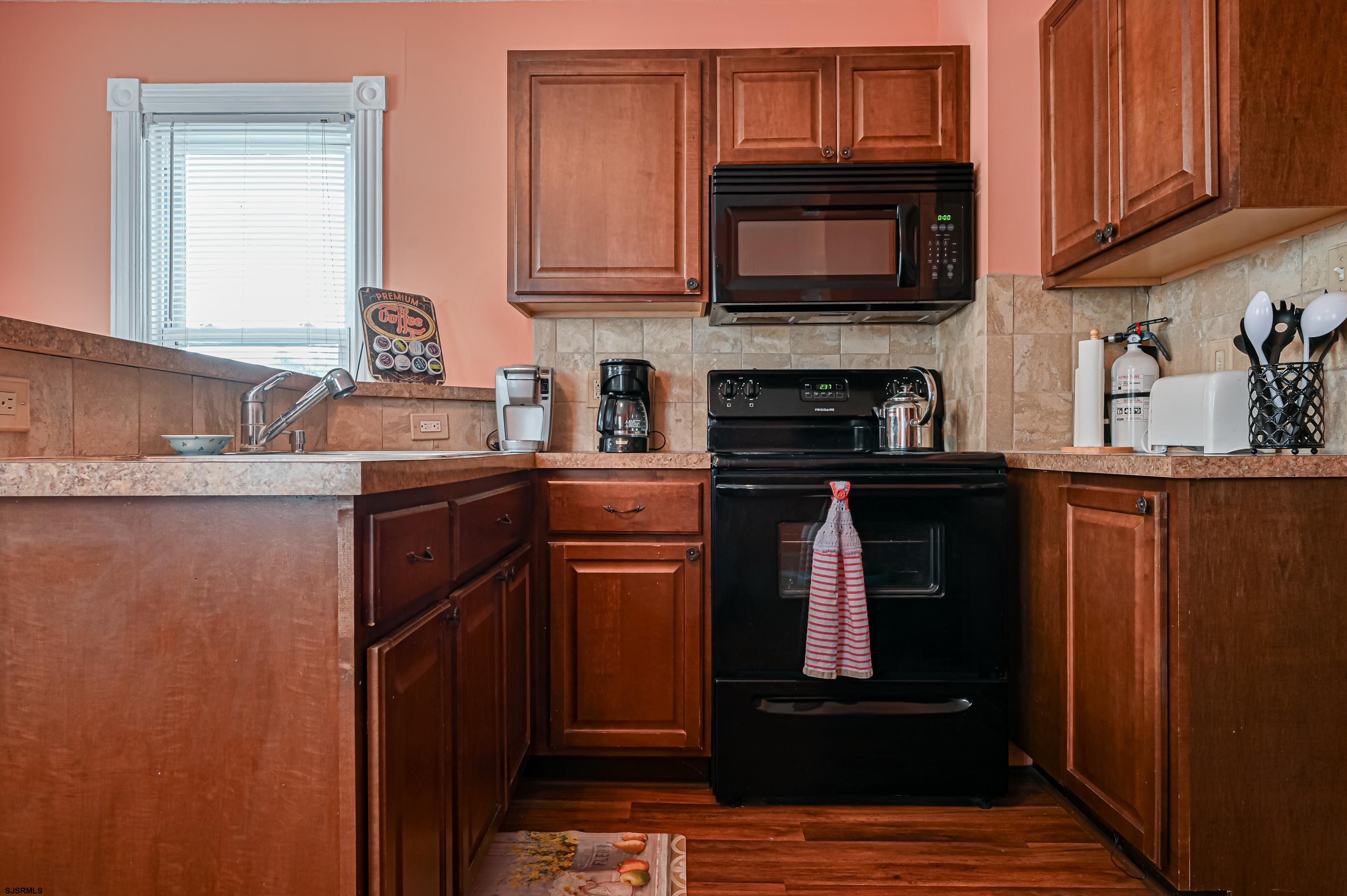 820-822 Shore