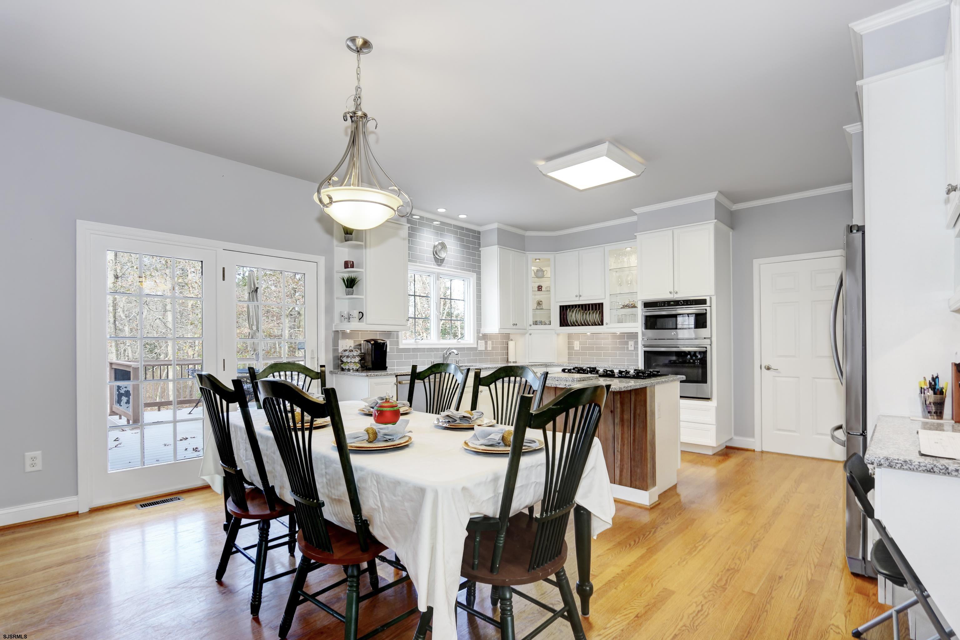 113 Lighthouse Ln