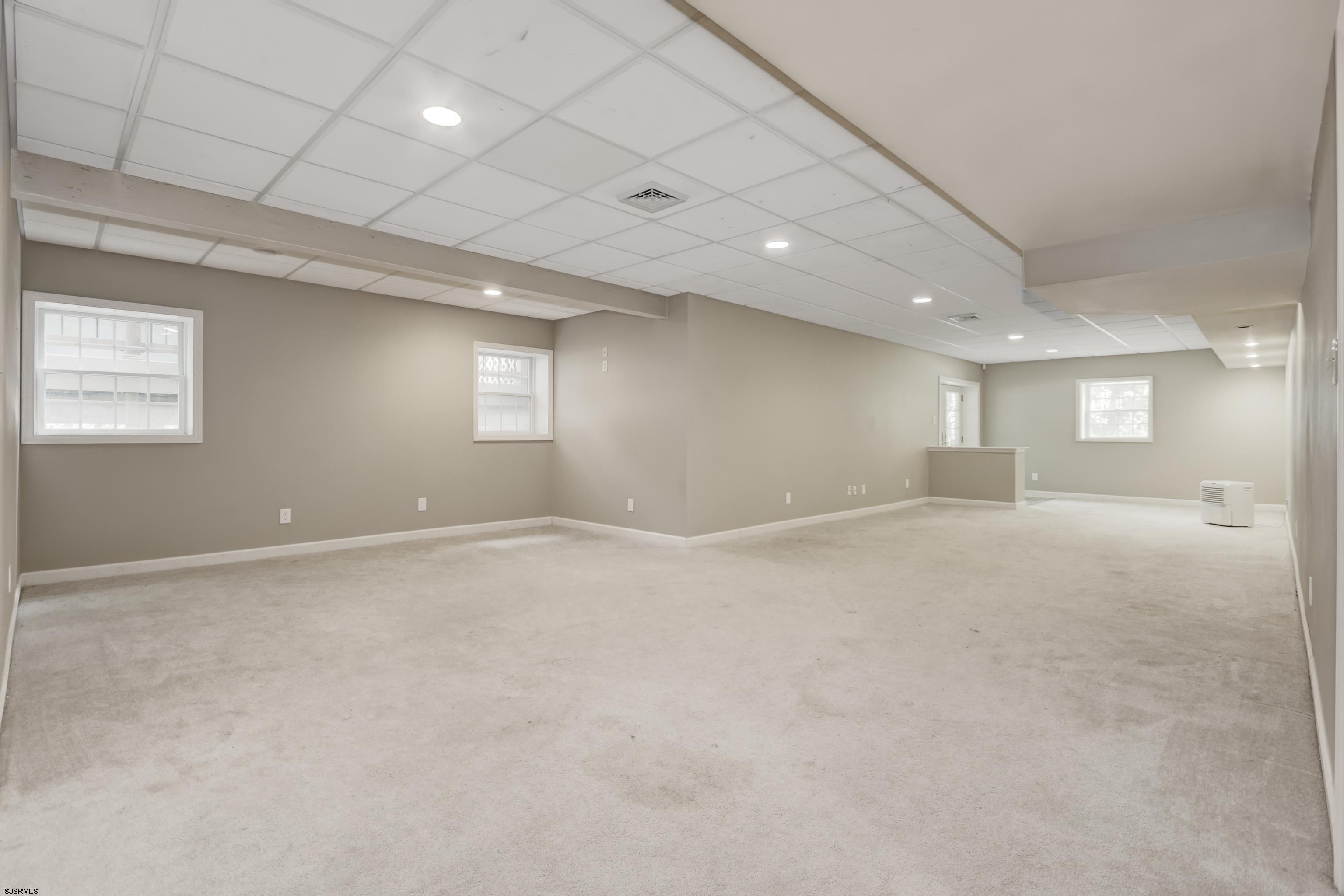113 Lighthouse Ln