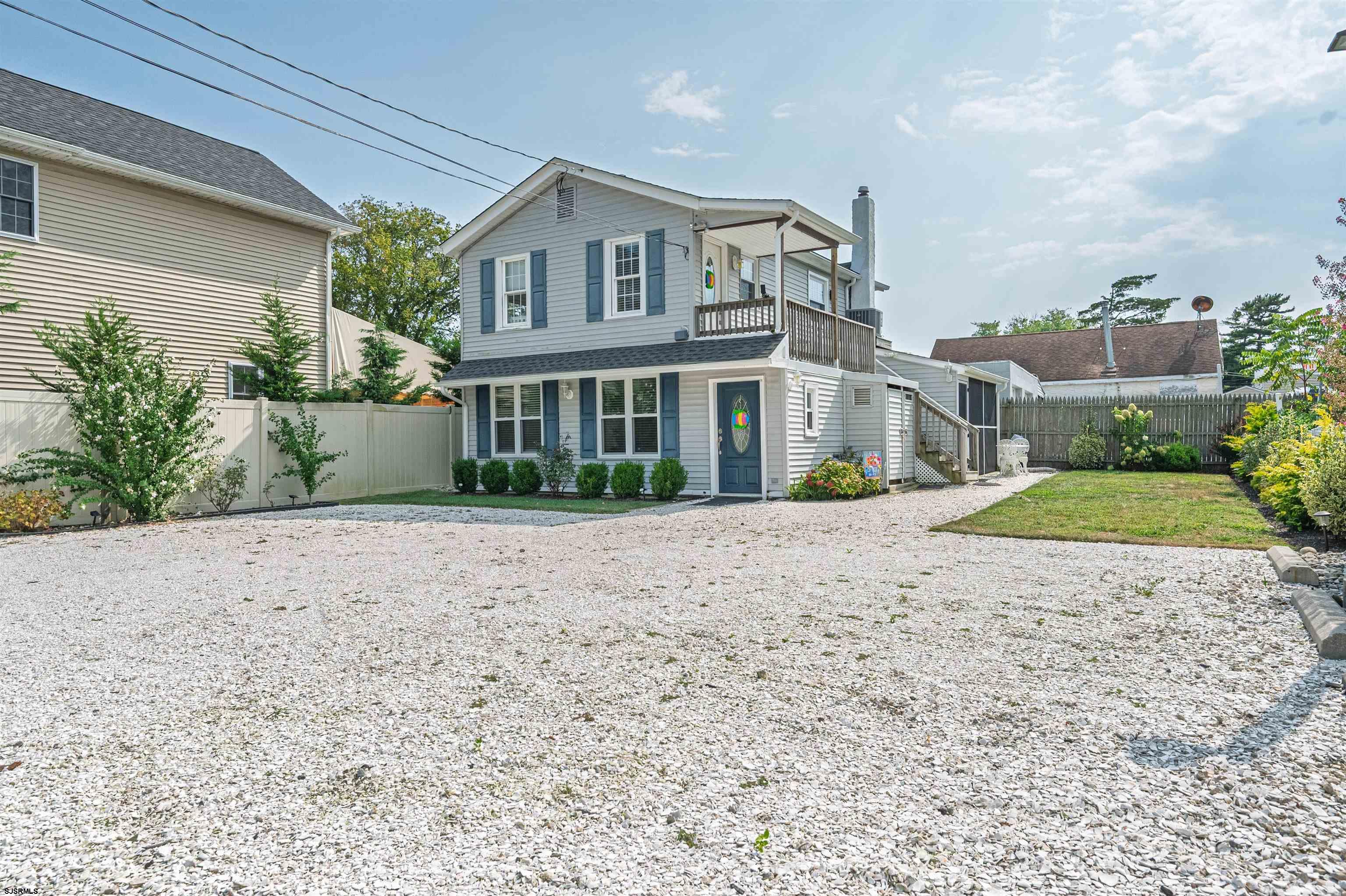 112 E Pierson Avenue