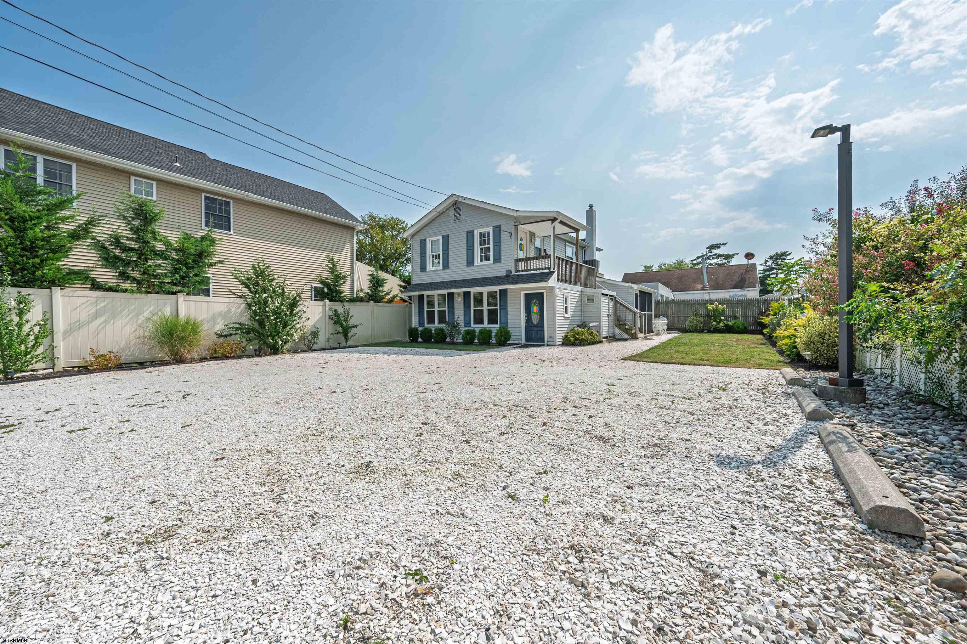 112 E Pierson Avenue